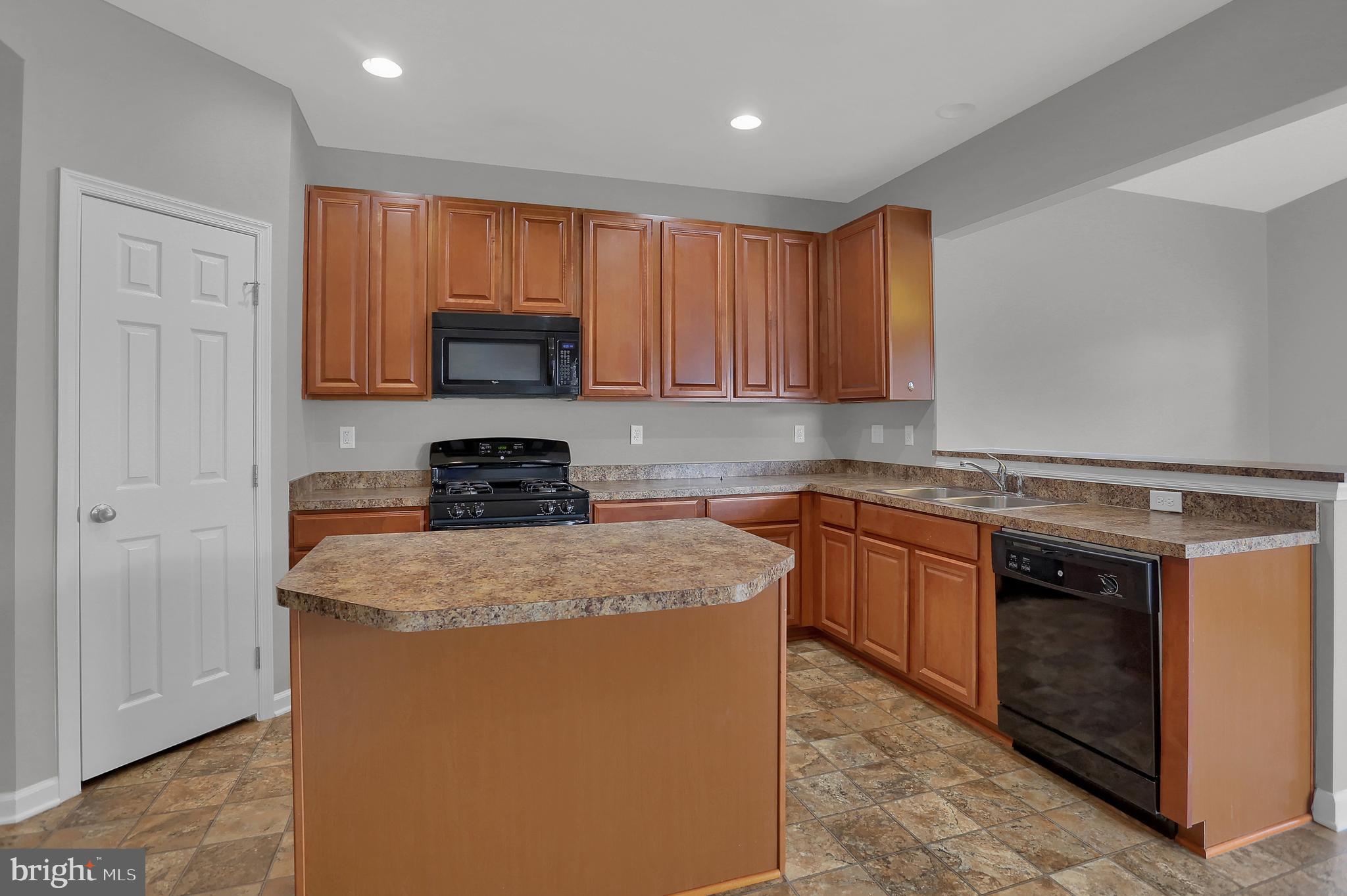 RUSSETT FARMS - Residential