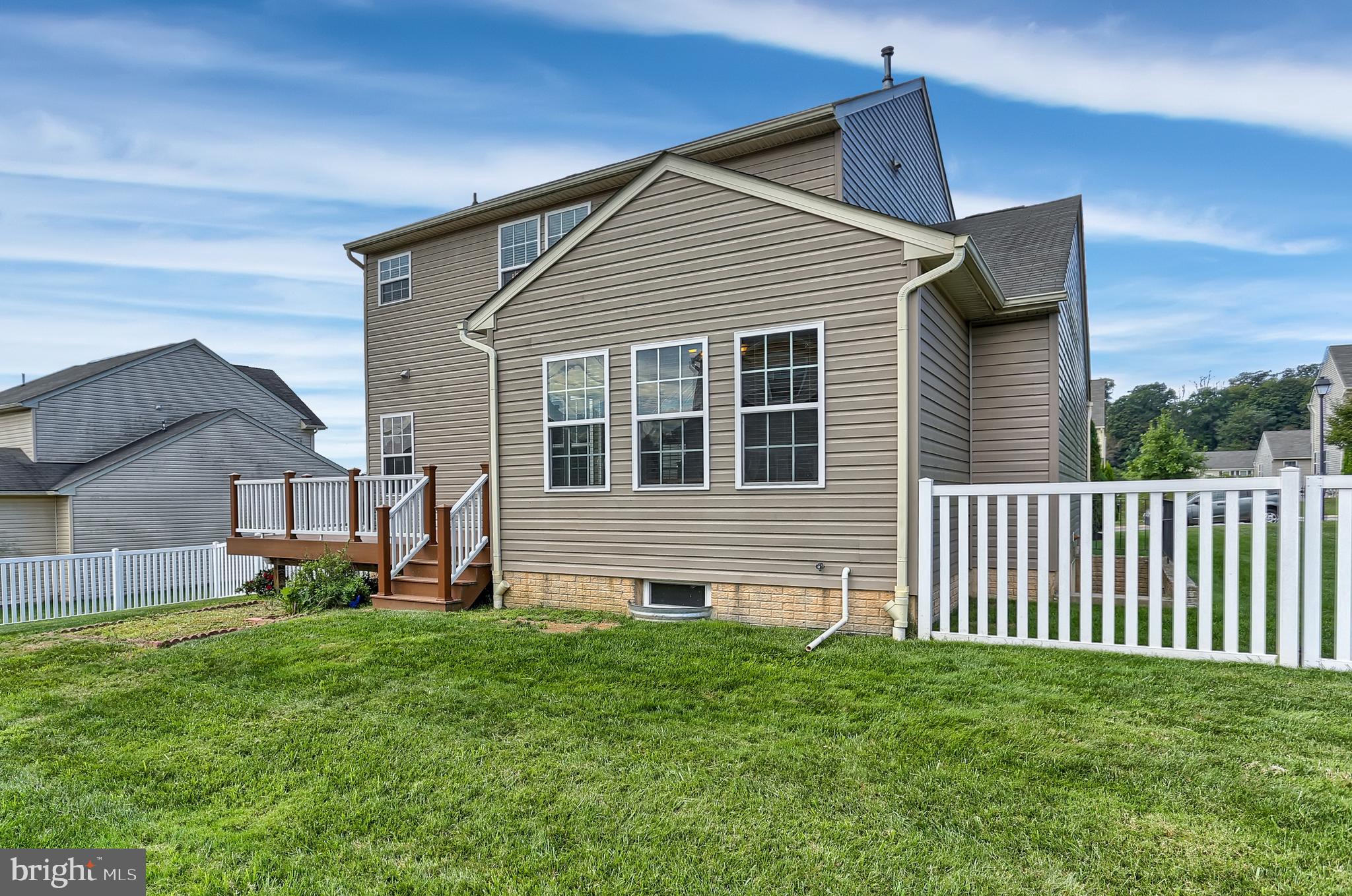 RUSSETT FARMS - Residential