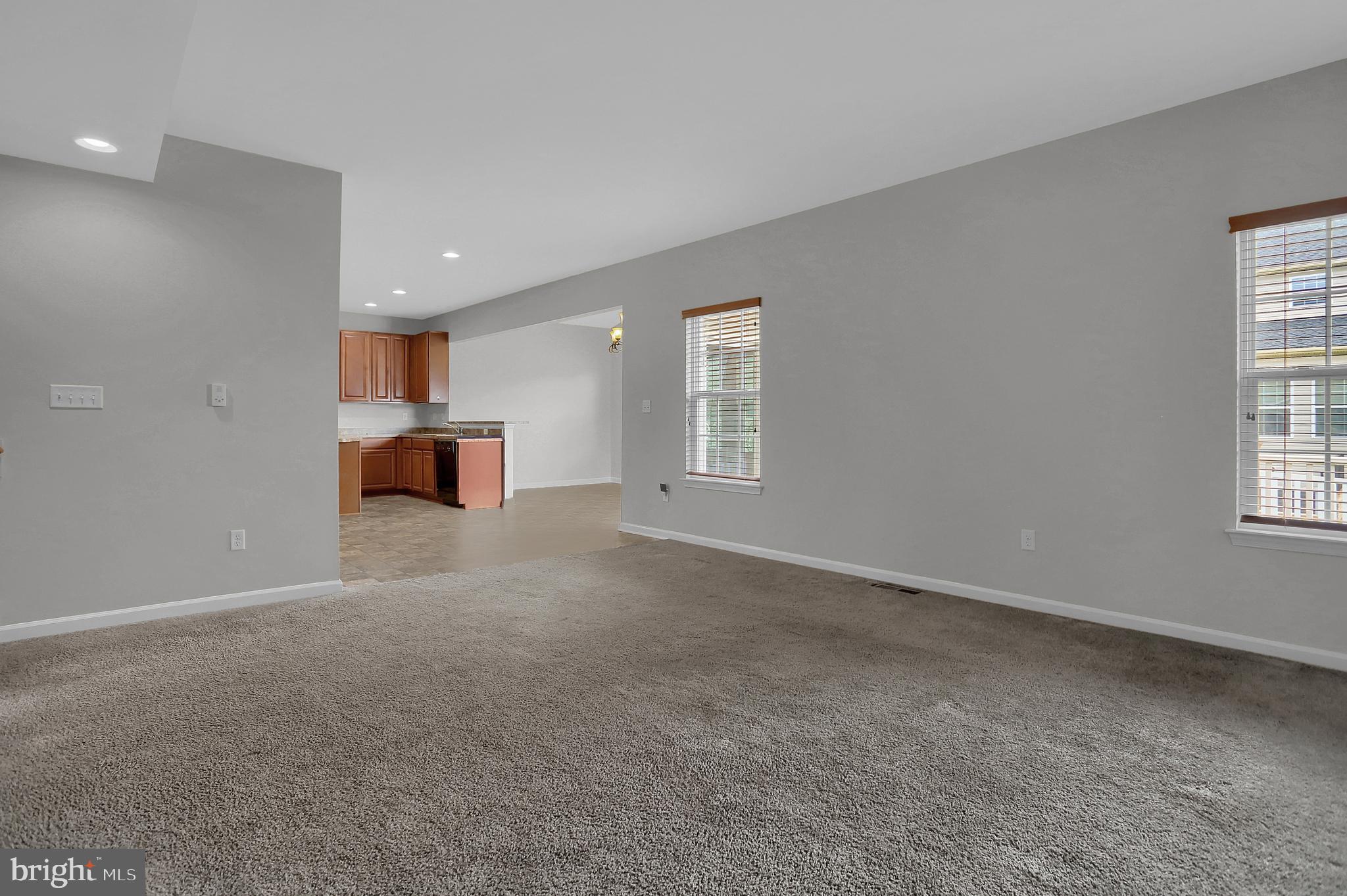 RUSSETT FARMS - Residential