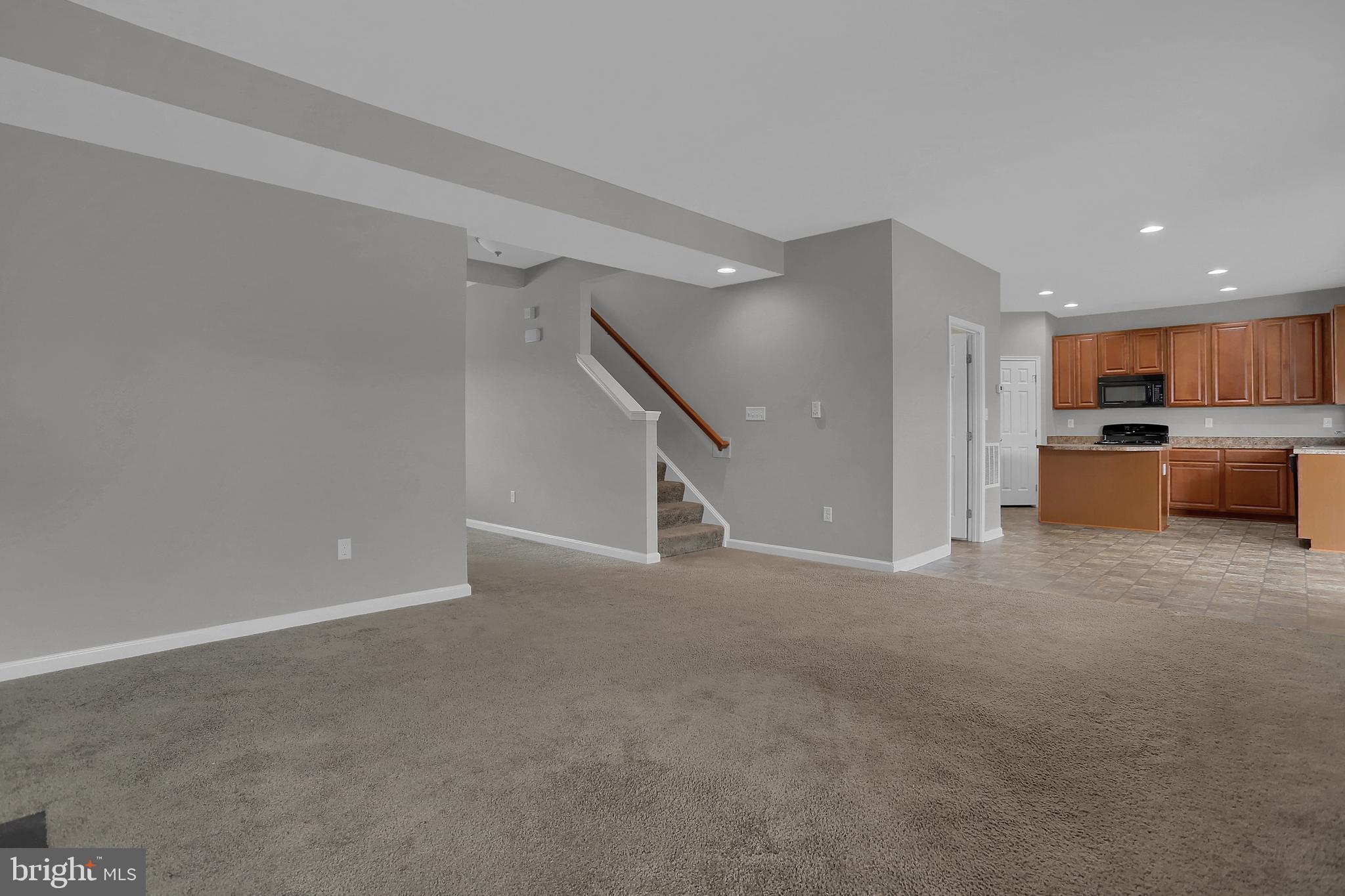 RUSSETT FARMS - Residential