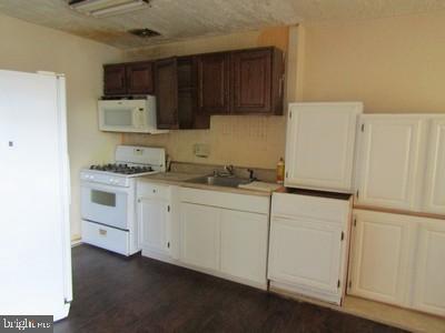 CARROLLAN GARDENS - Residential