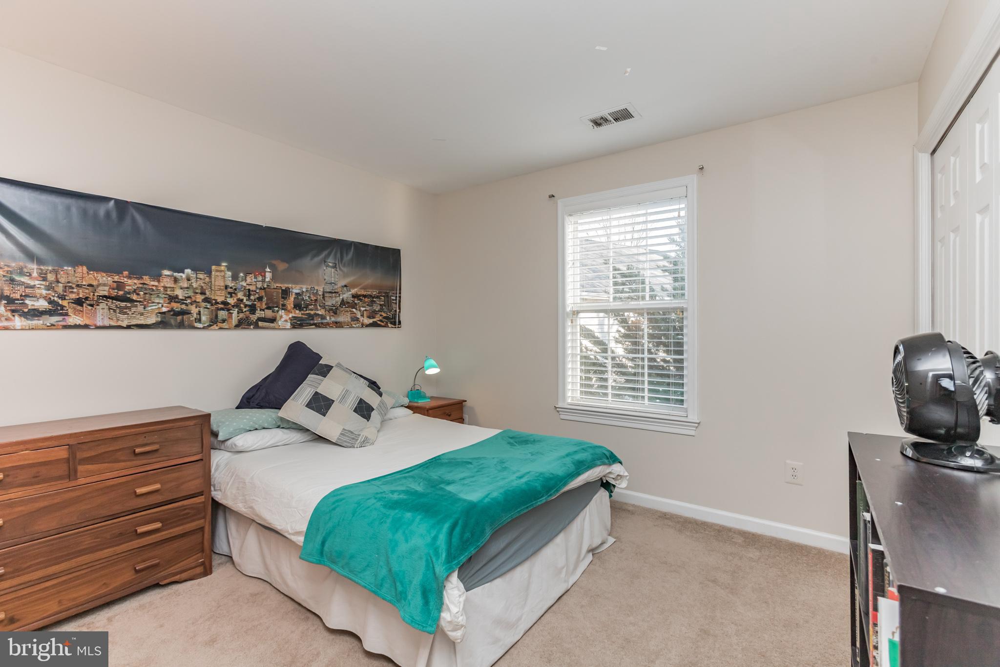 KINGS POINT - Residential