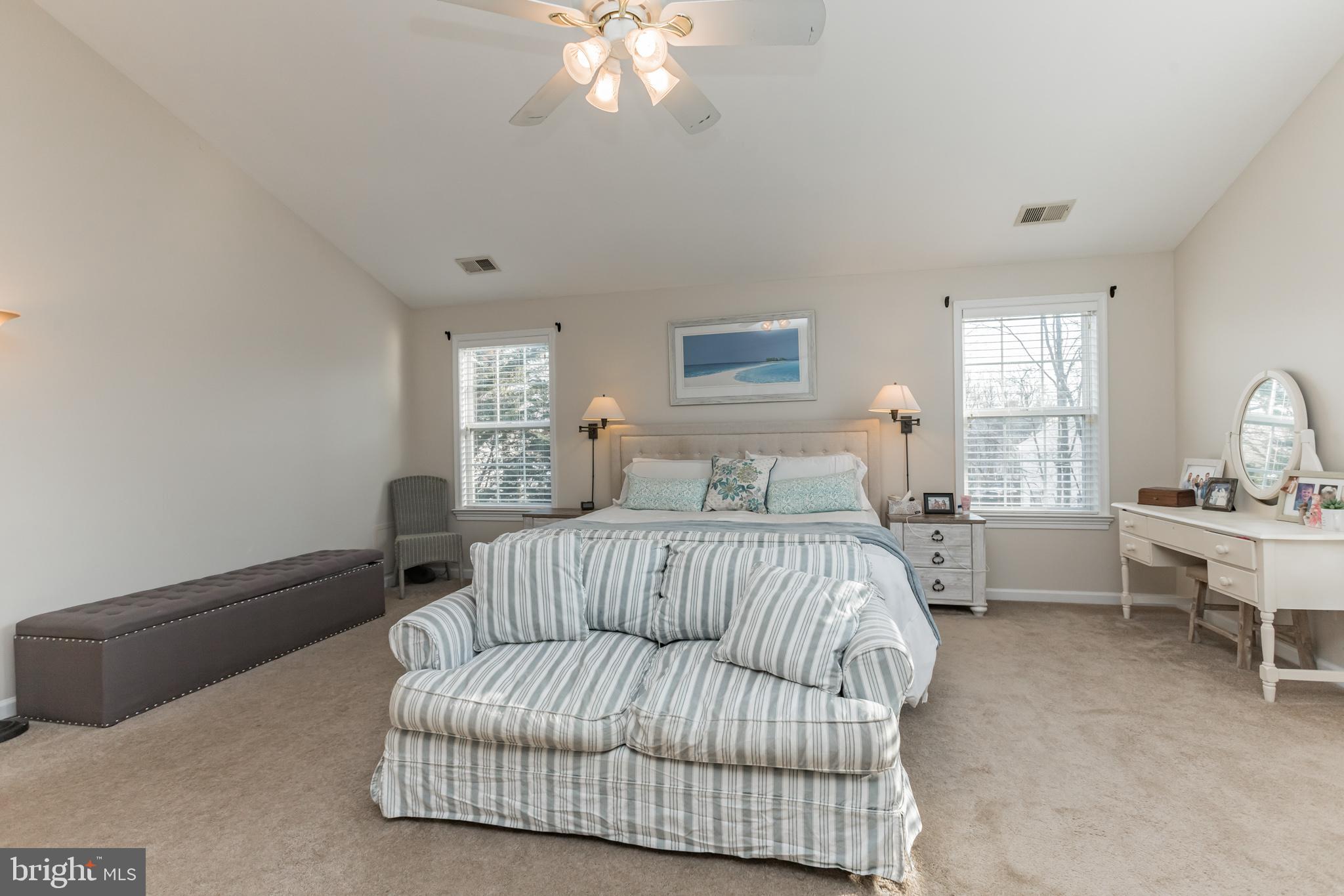 KINGS POINT - Residential