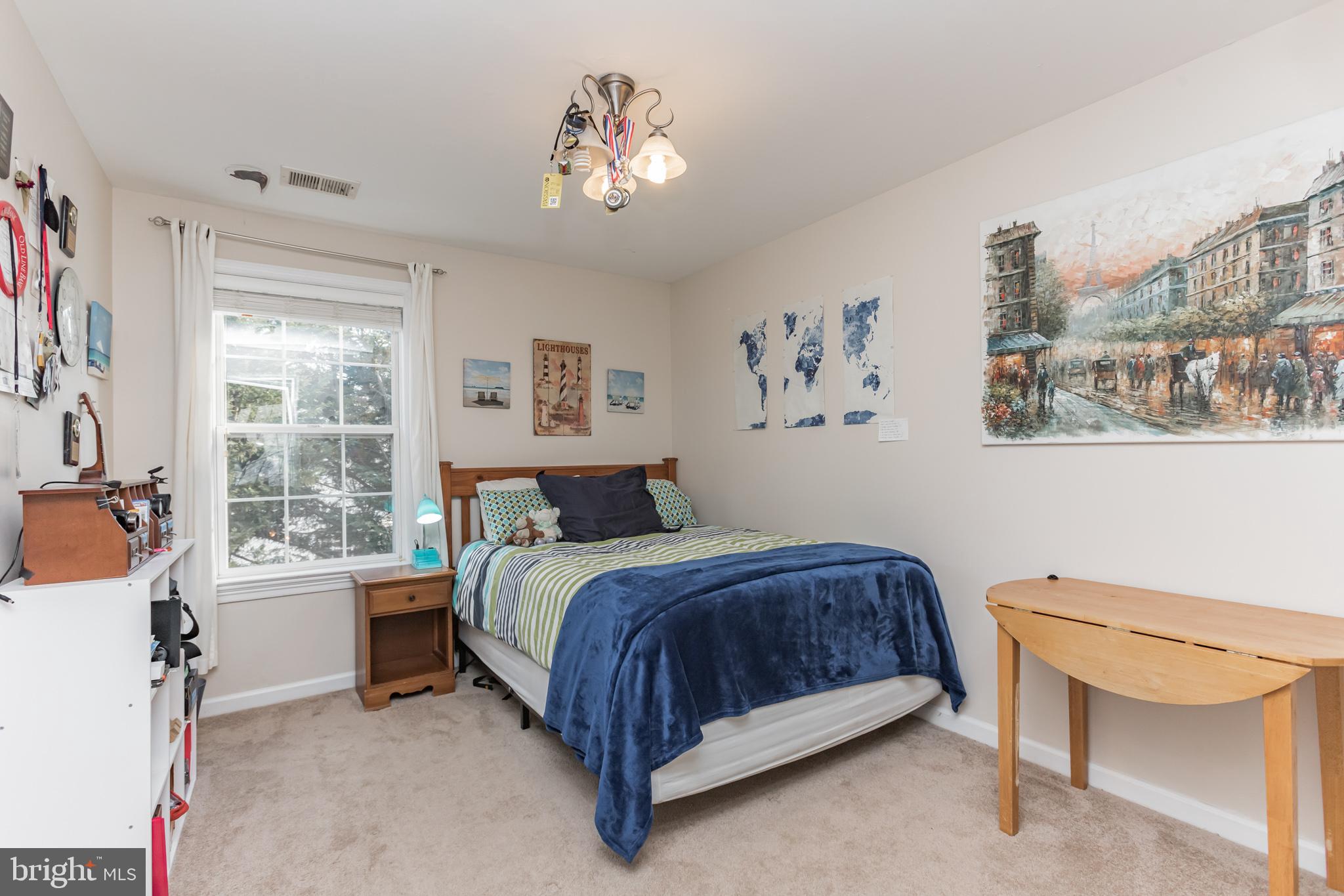 KINGS POINT - Residential