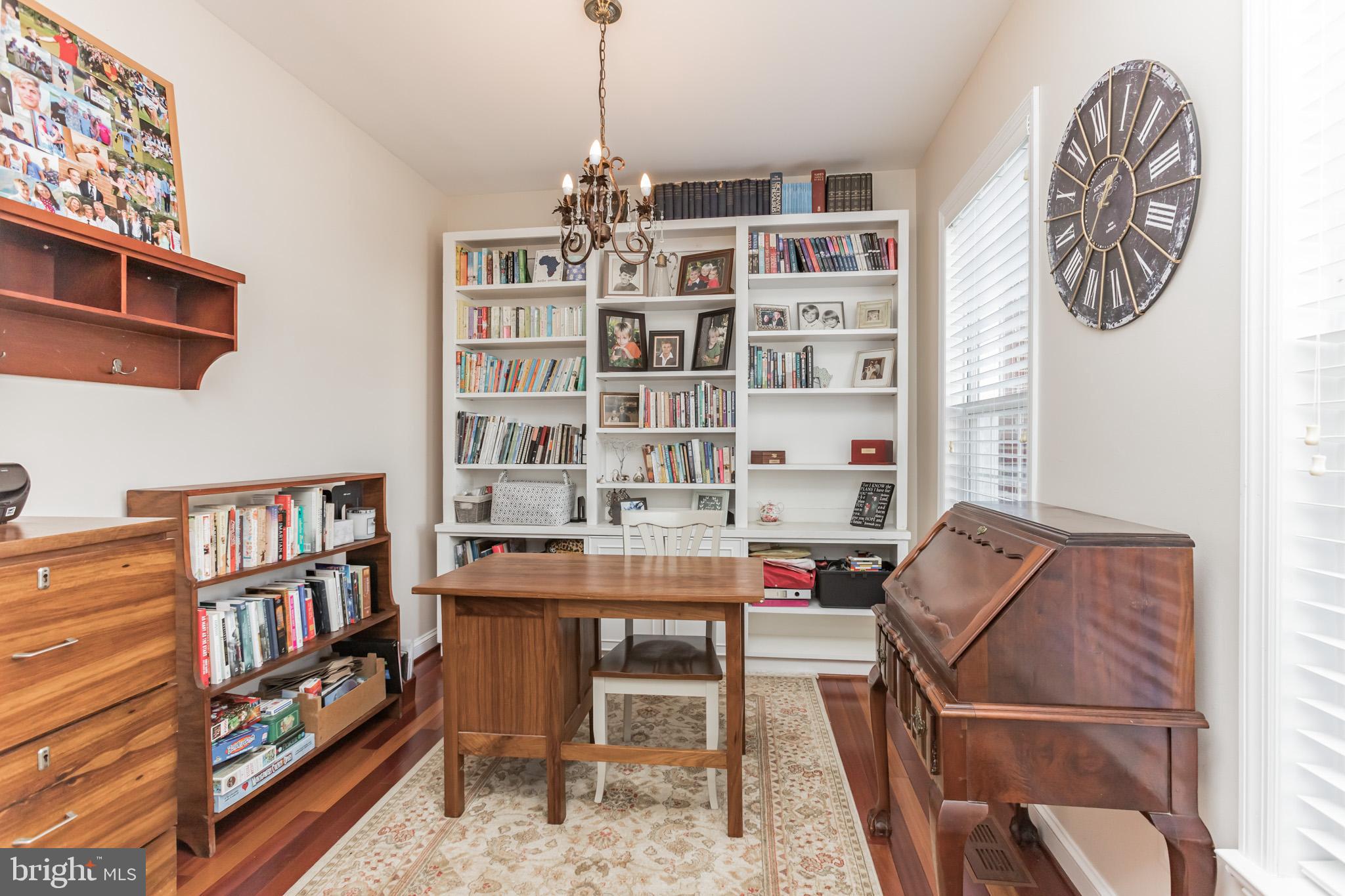 KINGS POINT - Residential