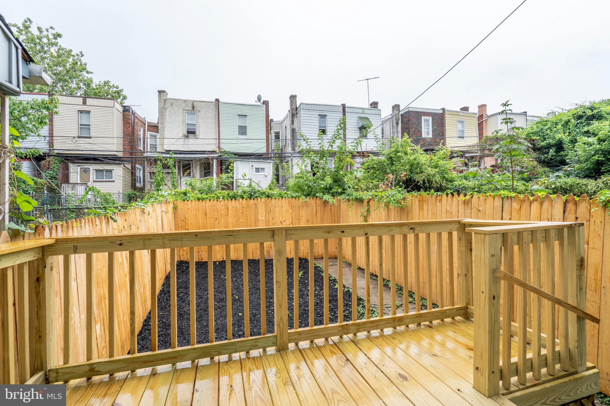 PHILADELPHIA (WEST) - Residential