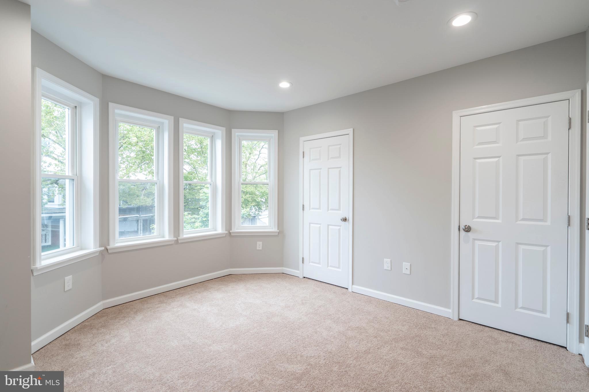 PHILADELPHIA (WEST) - Residential