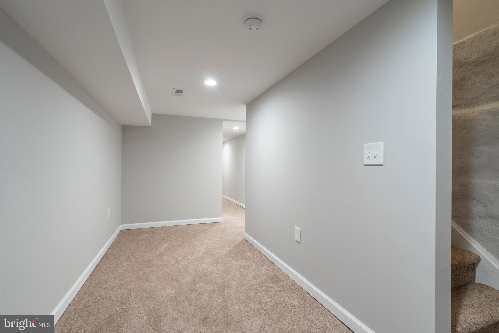 PHILADELPHIA (WEST) - Residential