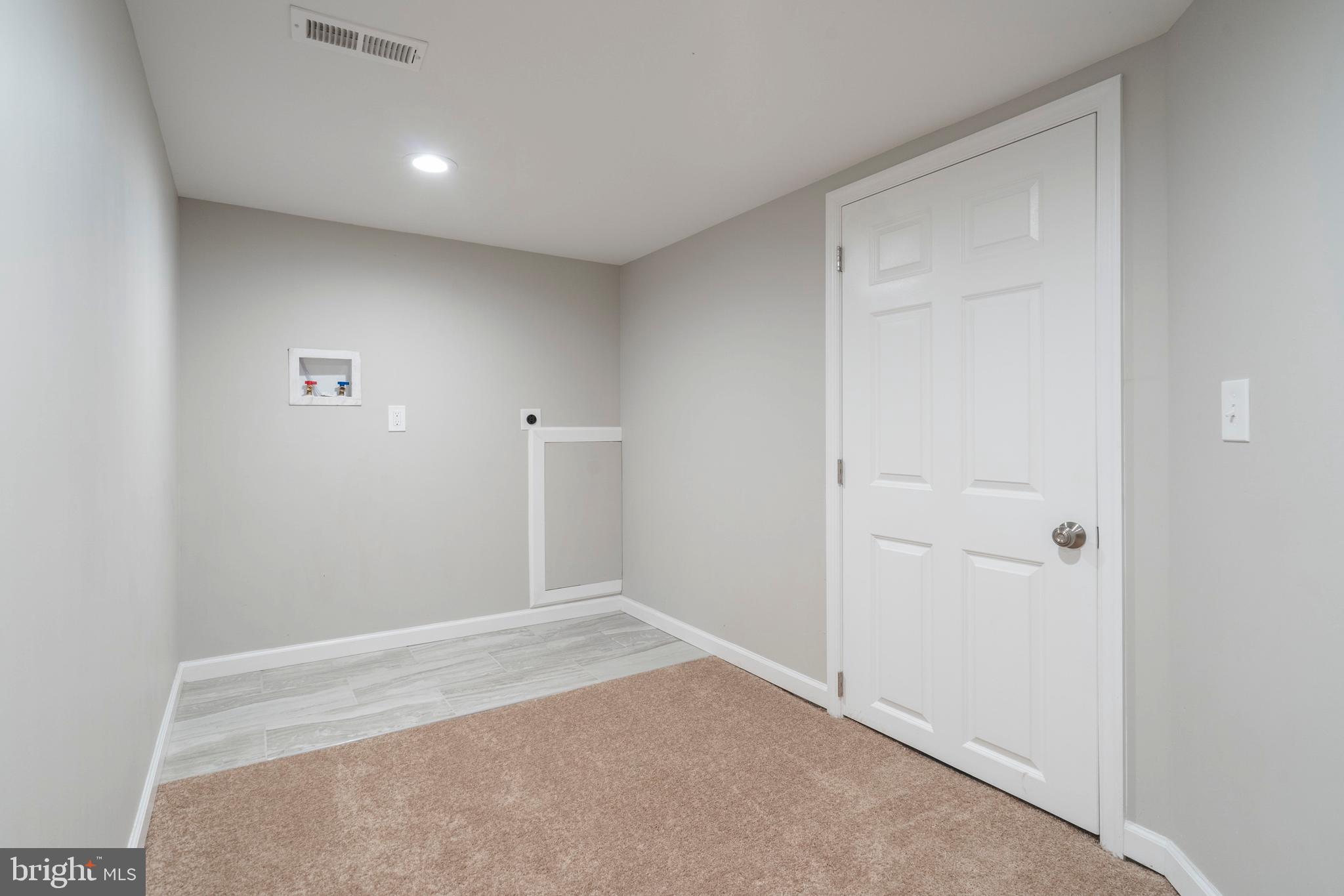 PHILADELPHIA (WEST) - Residential