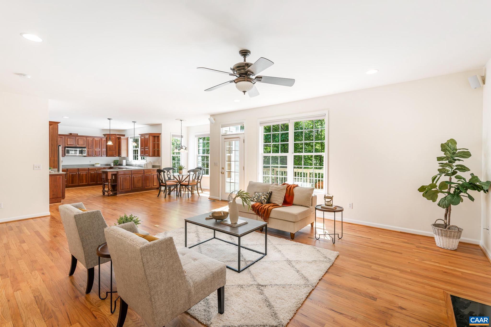 MOSBY MOUNTAIN - Residential
