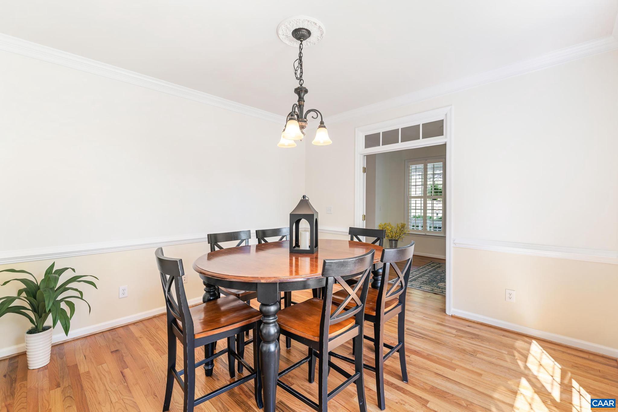 MOSBY MOUNTAIN - Residential
