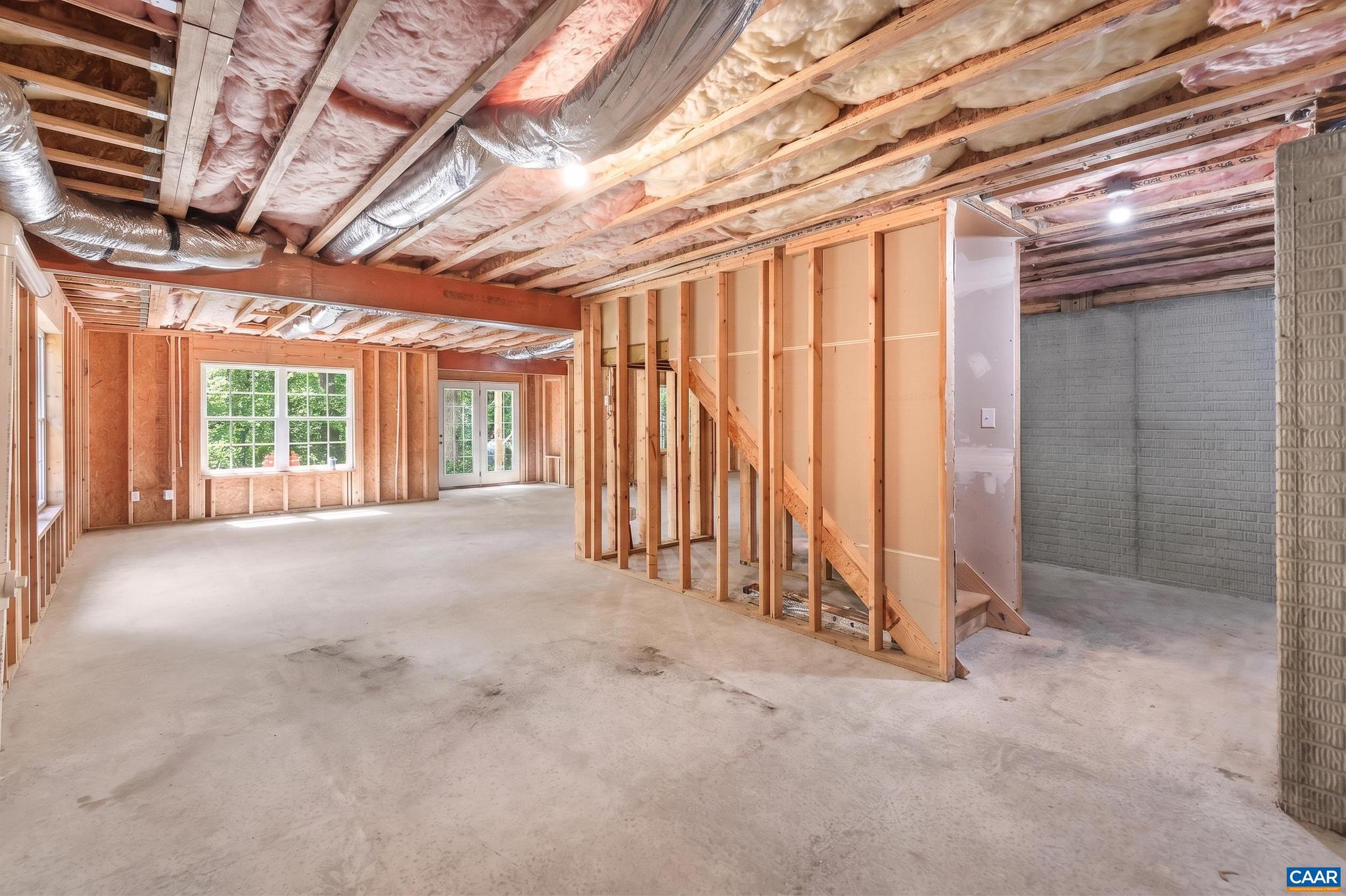 MOSBY MOUNTAIN - Residential