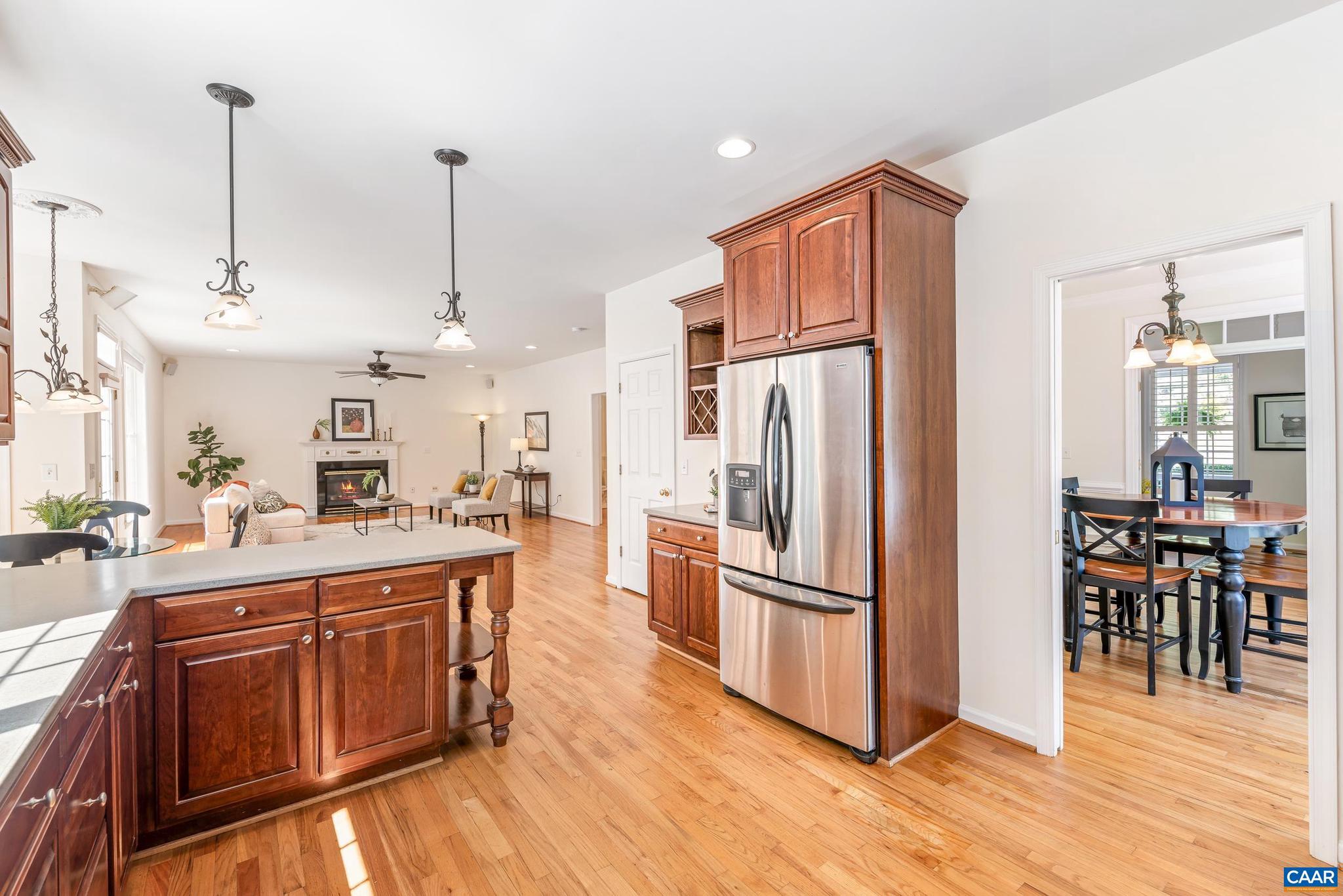 MOSBY MOUNTAIN - Residential