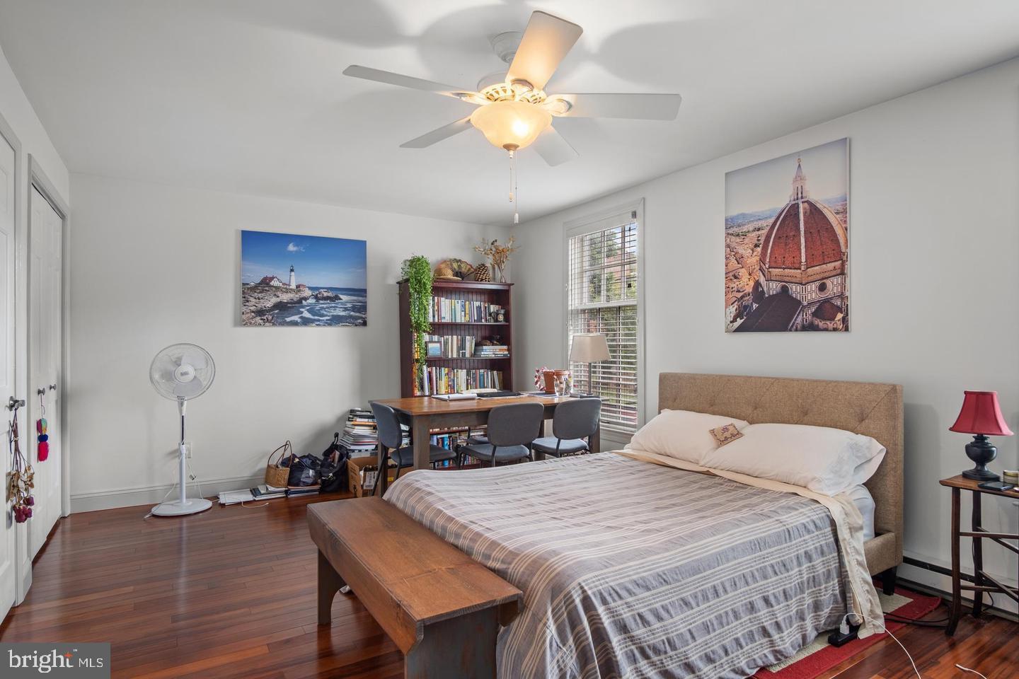 WHALES TAIL - Residential Lease