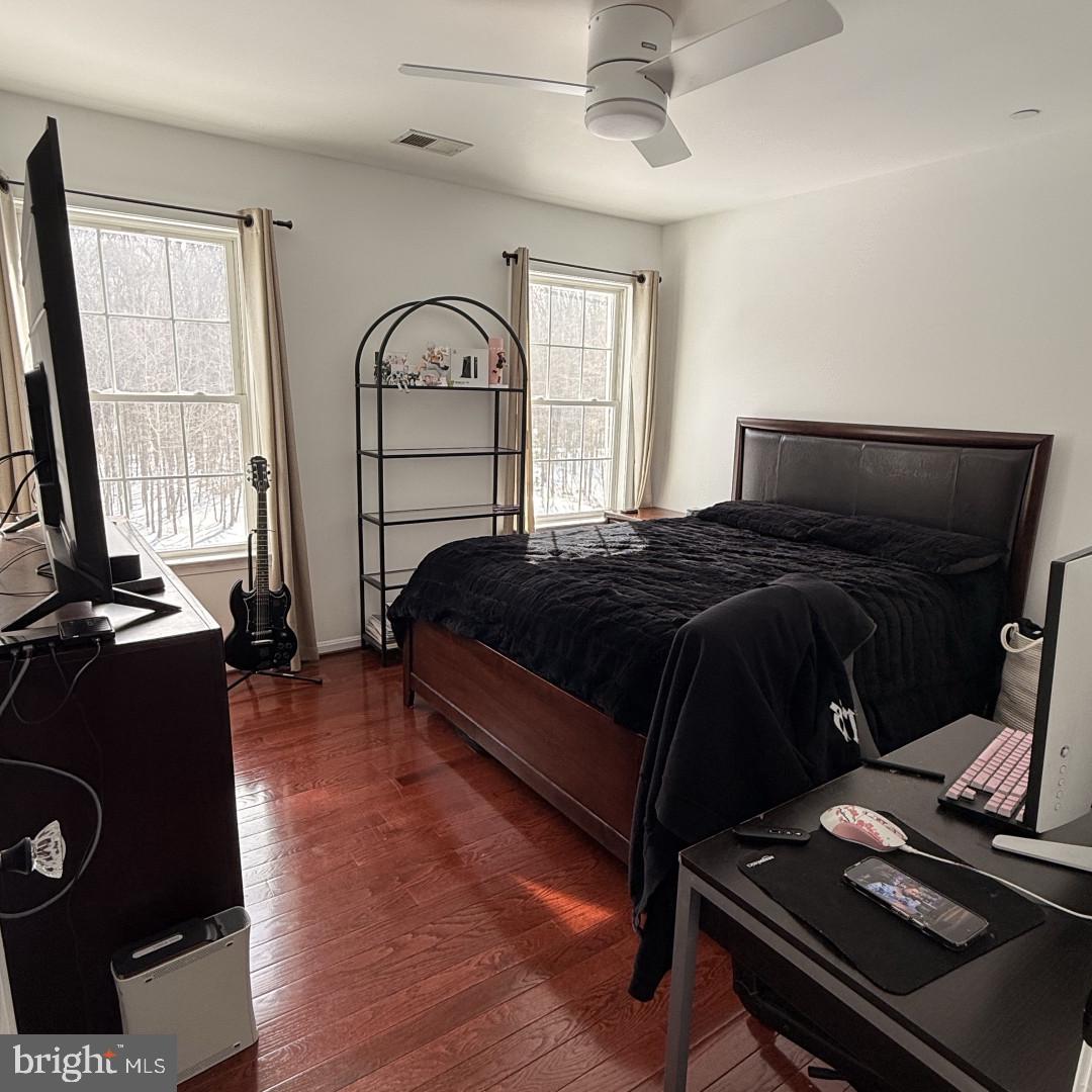 PLEASANT ACRES - Residential