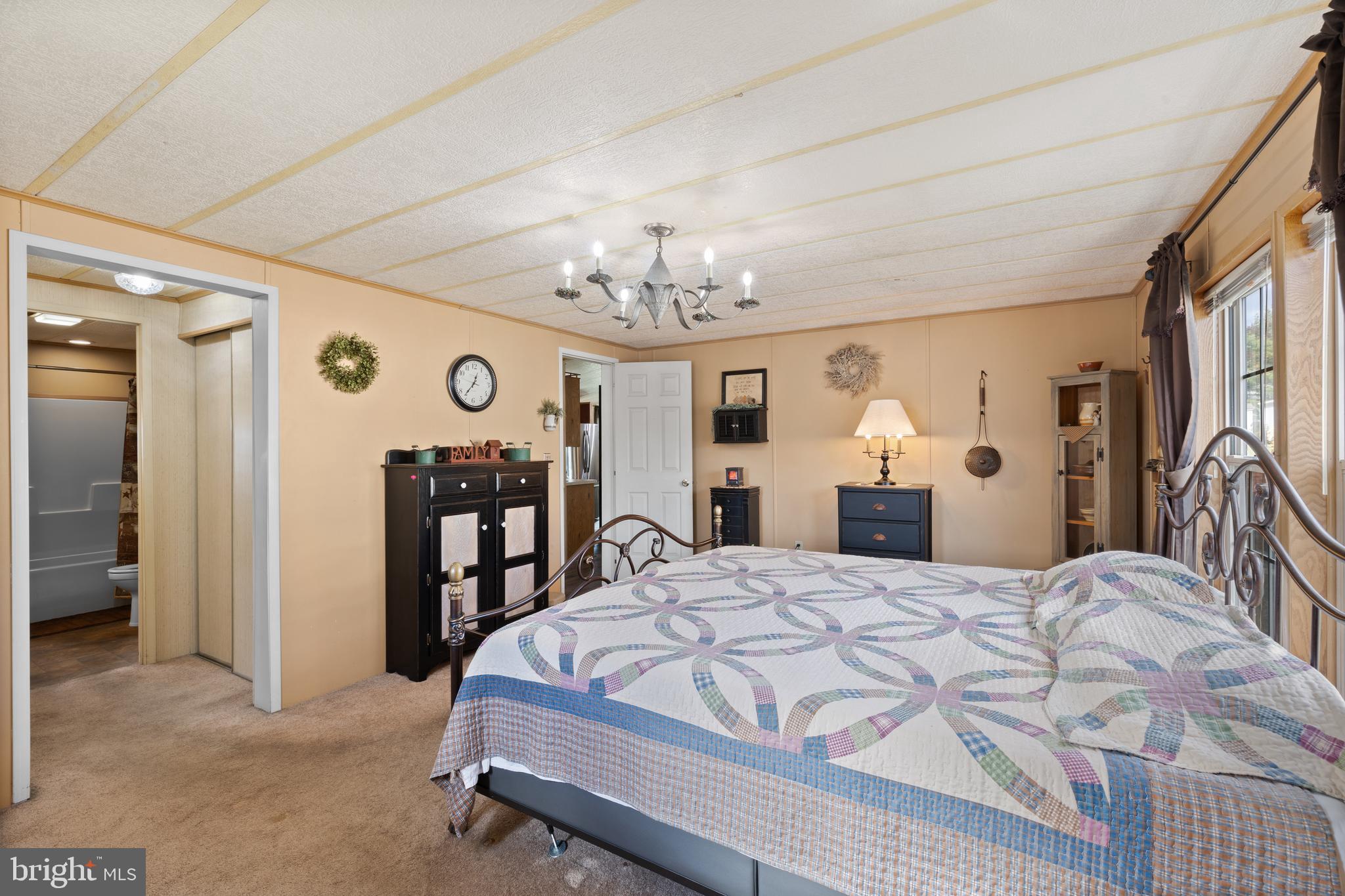 HIDDEN SPRINGS - Residential