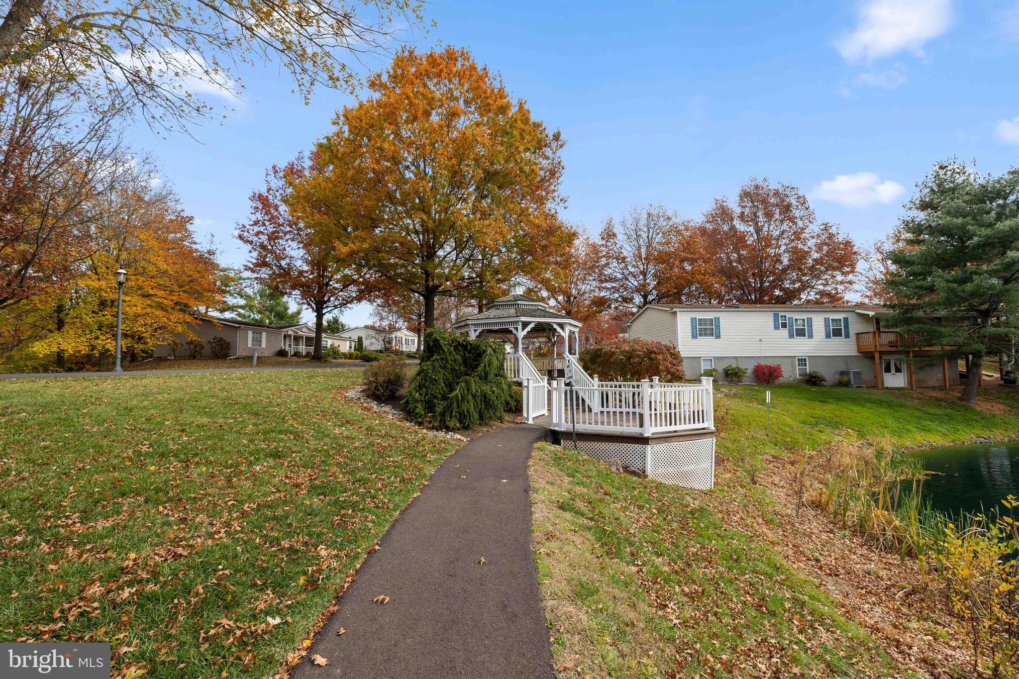 HIDDEN SPRINGS - Residential