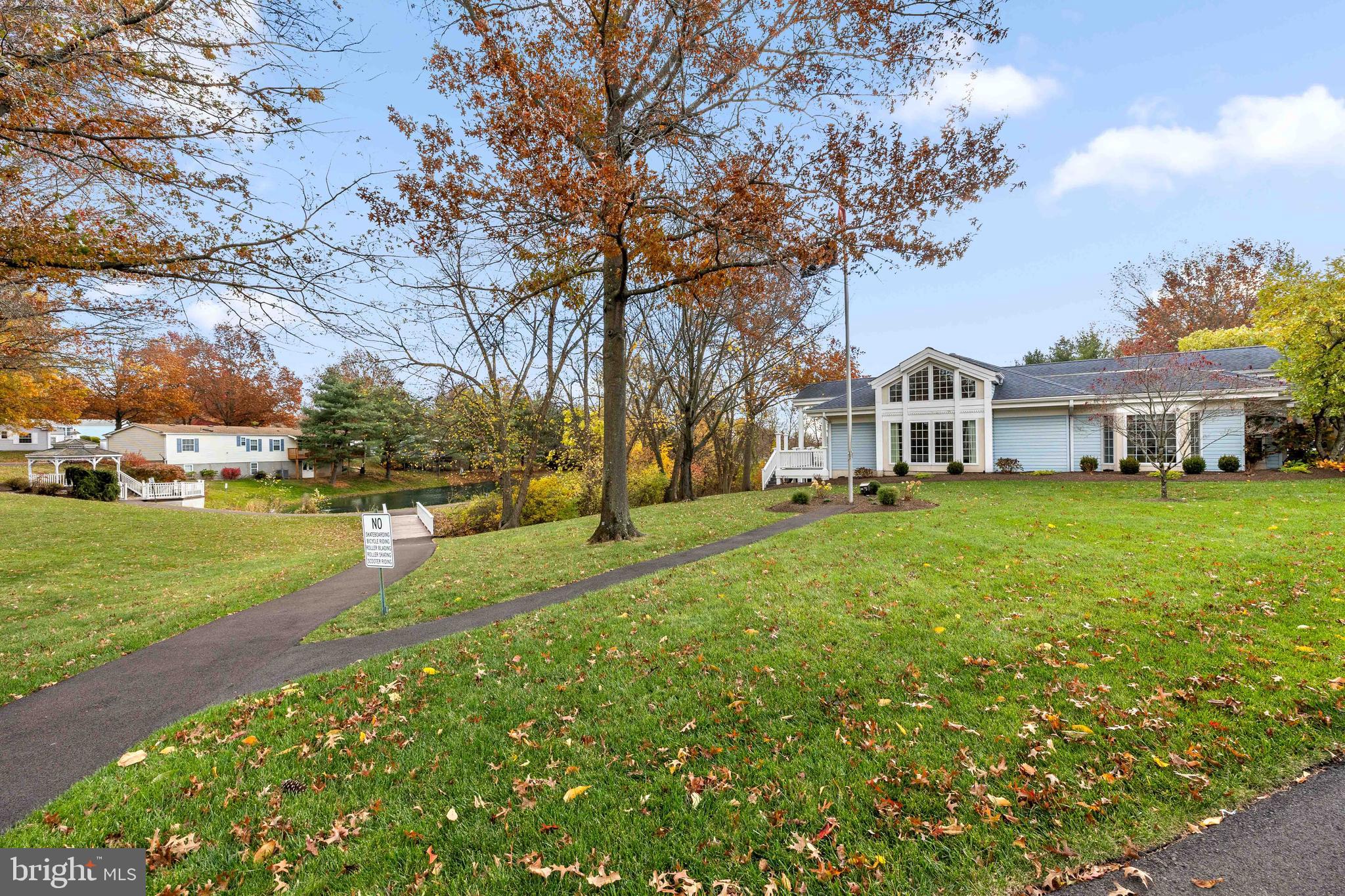 HIDDEN SPRINGS - Residential