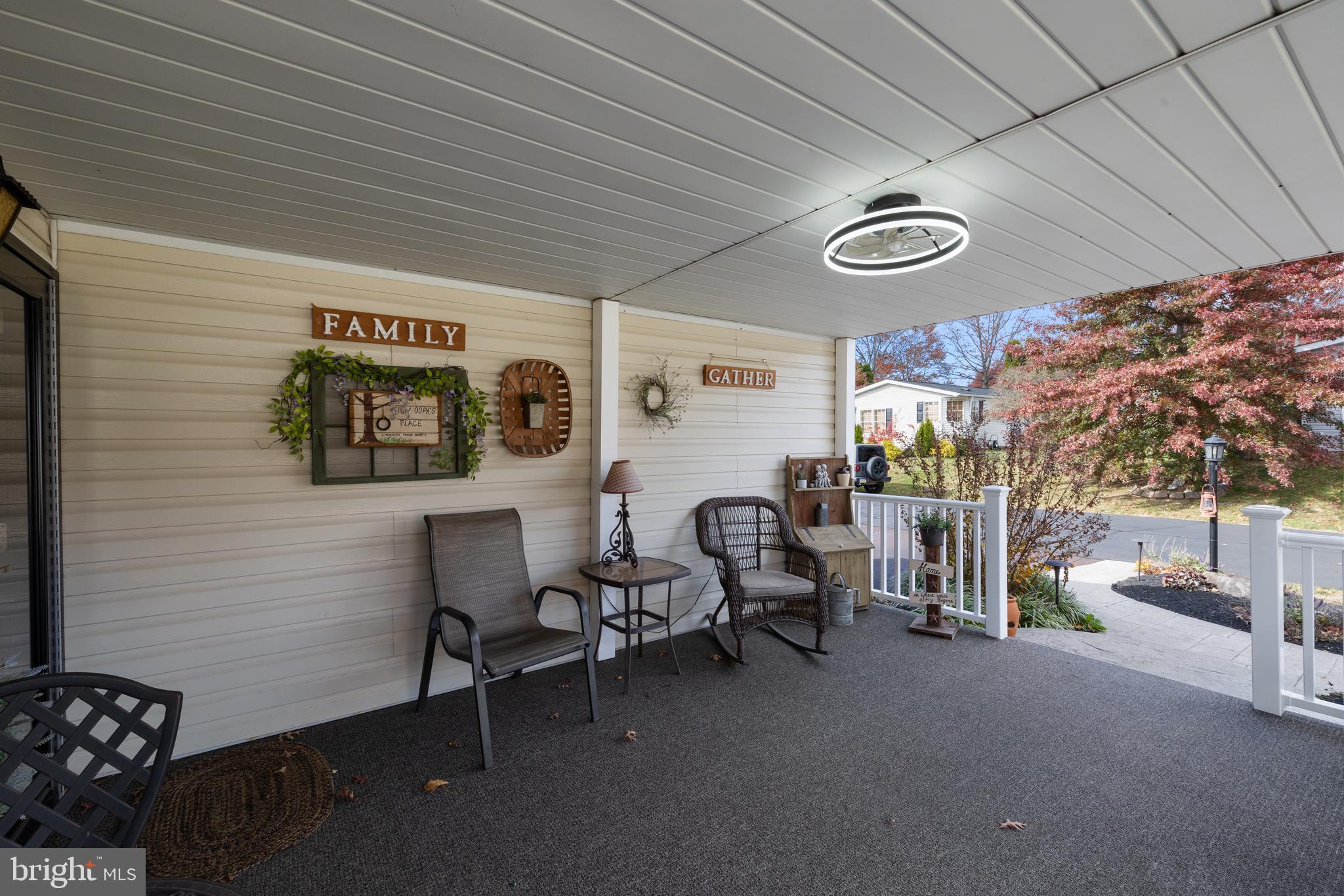 HIDDEN SPRINGS - Residential