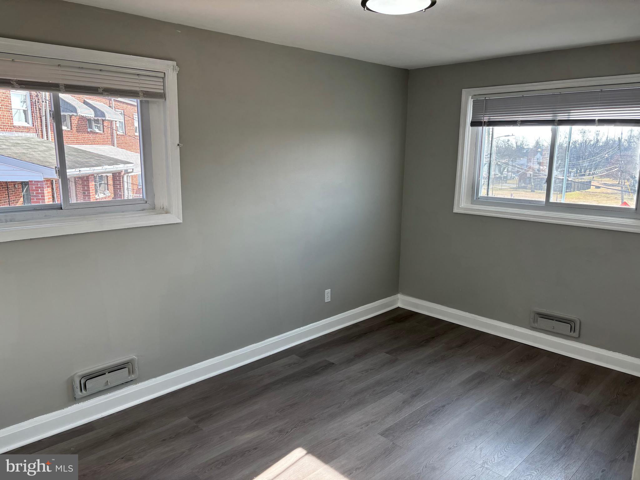 EASTFIELD - Residential