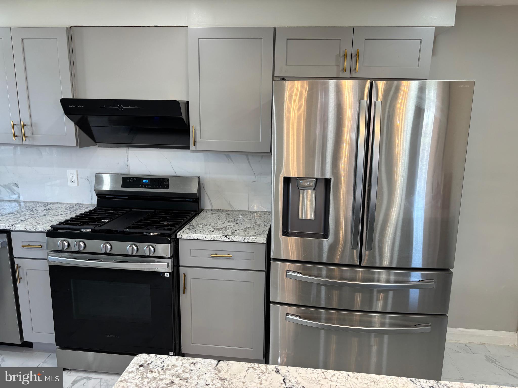 EASTFIELD - Residential