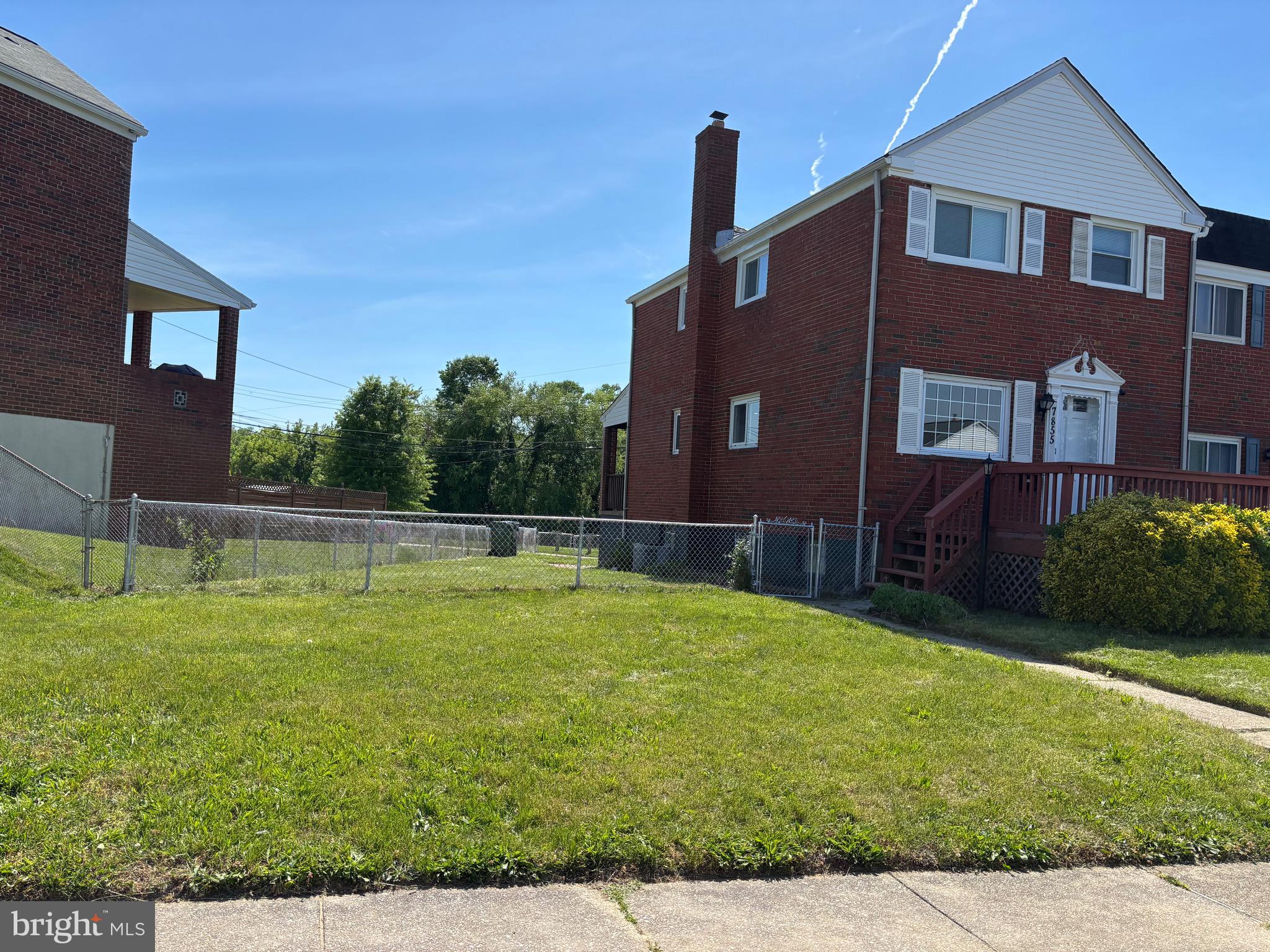EASTFIELD - Residential