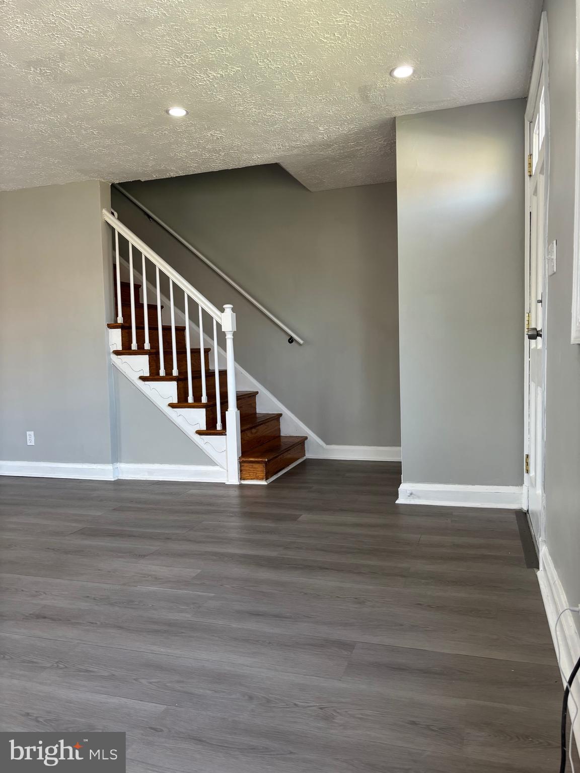 EASTFIELD - Residential