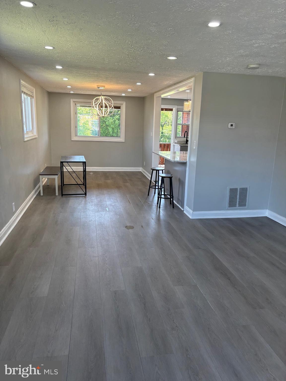 EASTFIELD - Residential