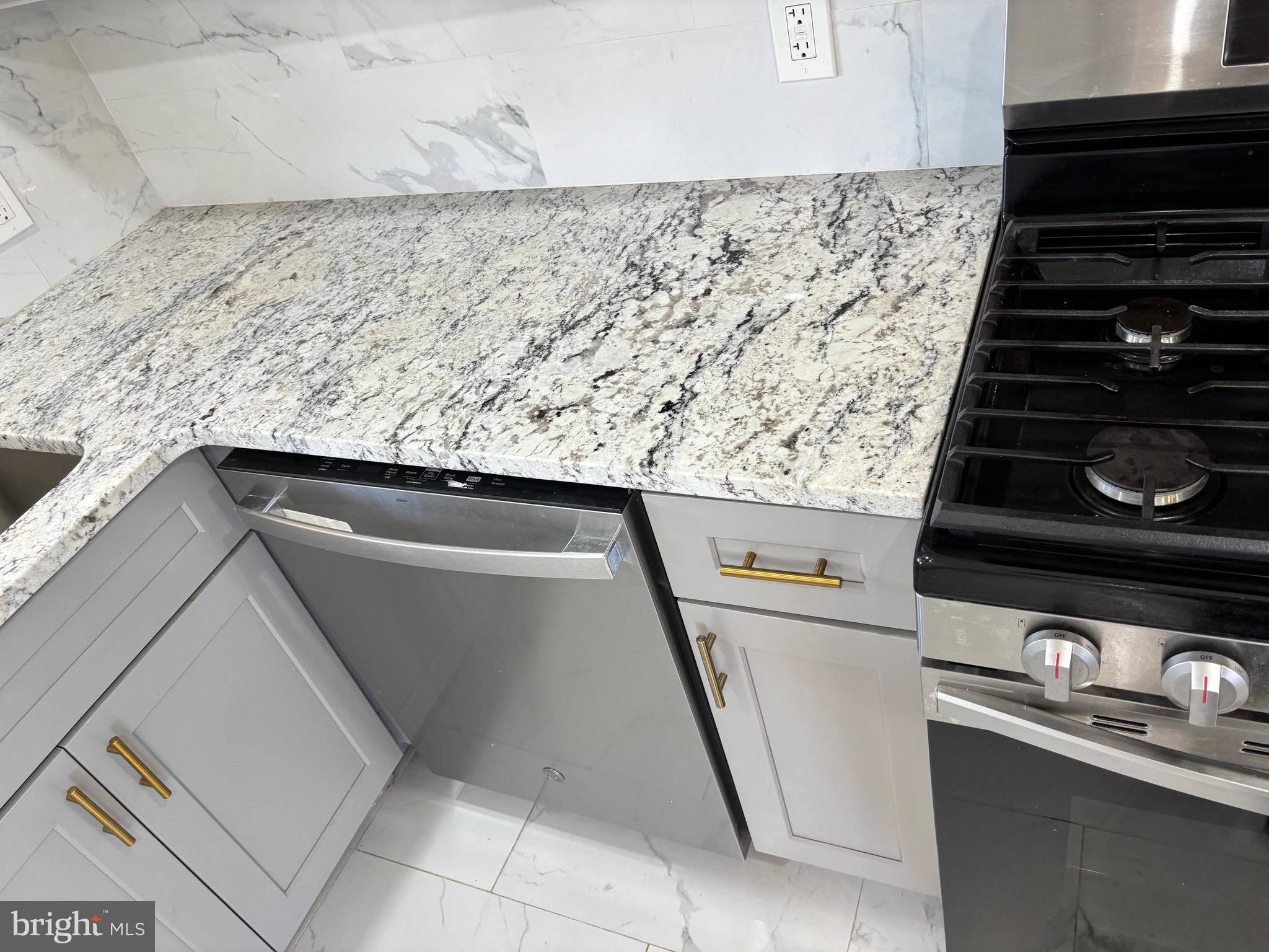 EASTFIELD - Residential