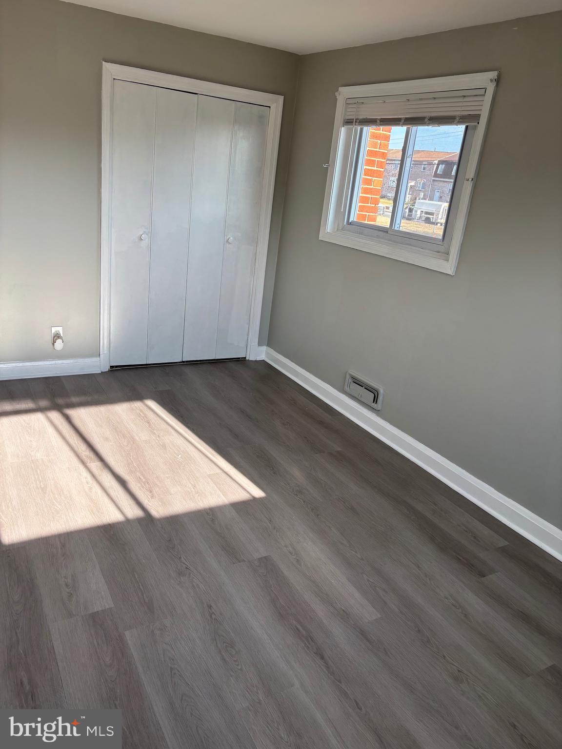 EASTFIELD - Residential