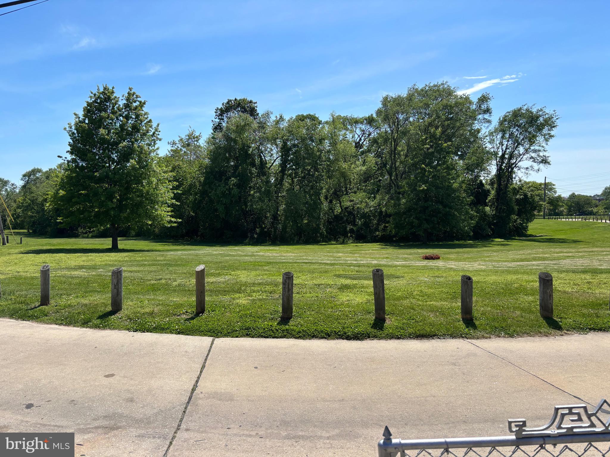 EASTFIELD - Residential