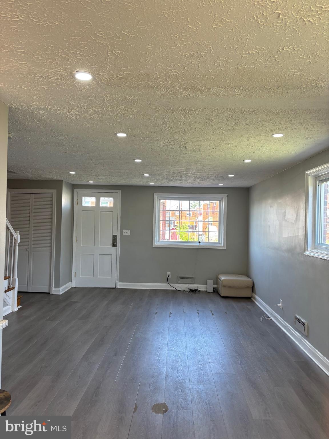 EASTFIELD - Residential