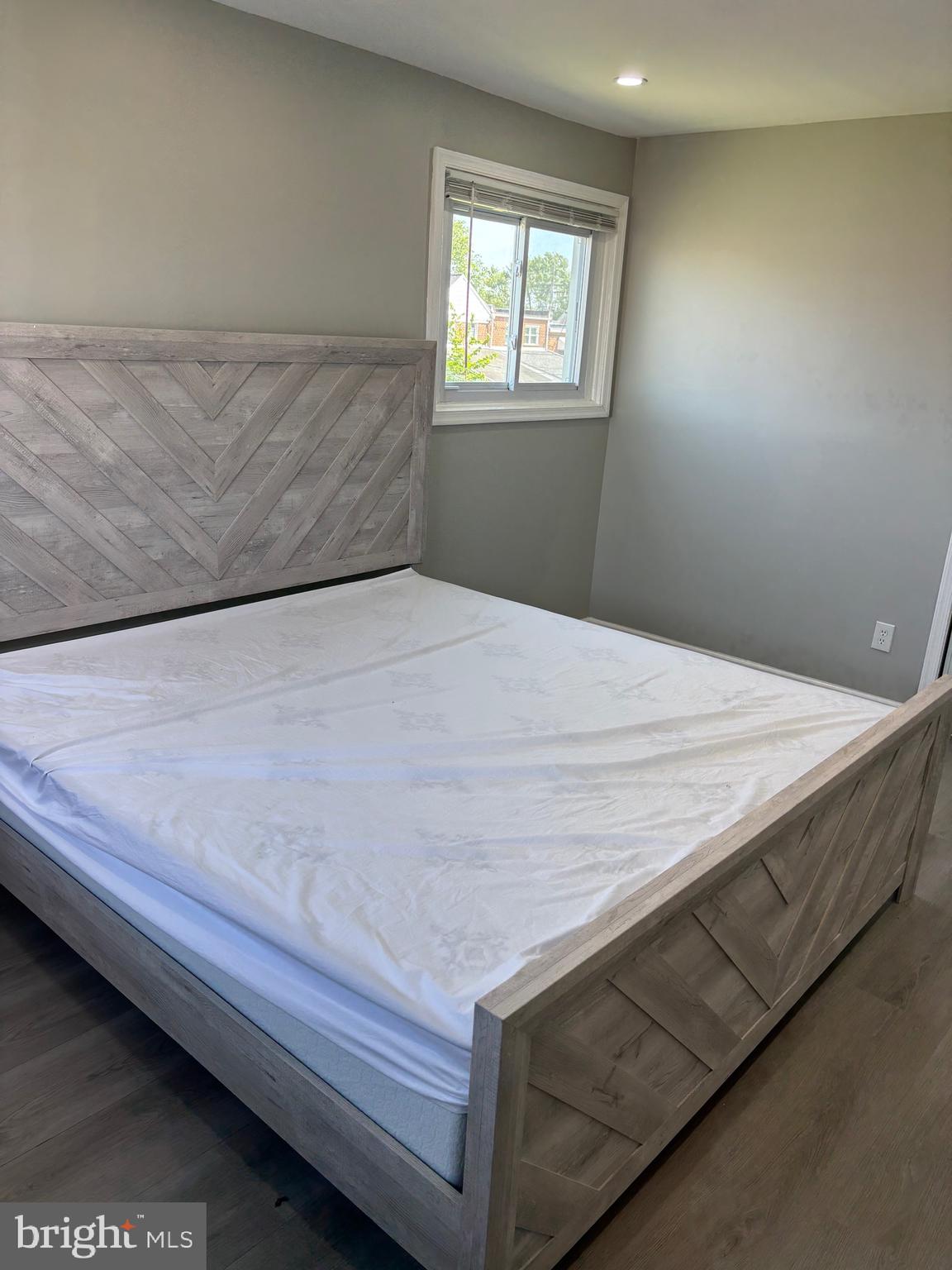 EASTFIELD - Residential
