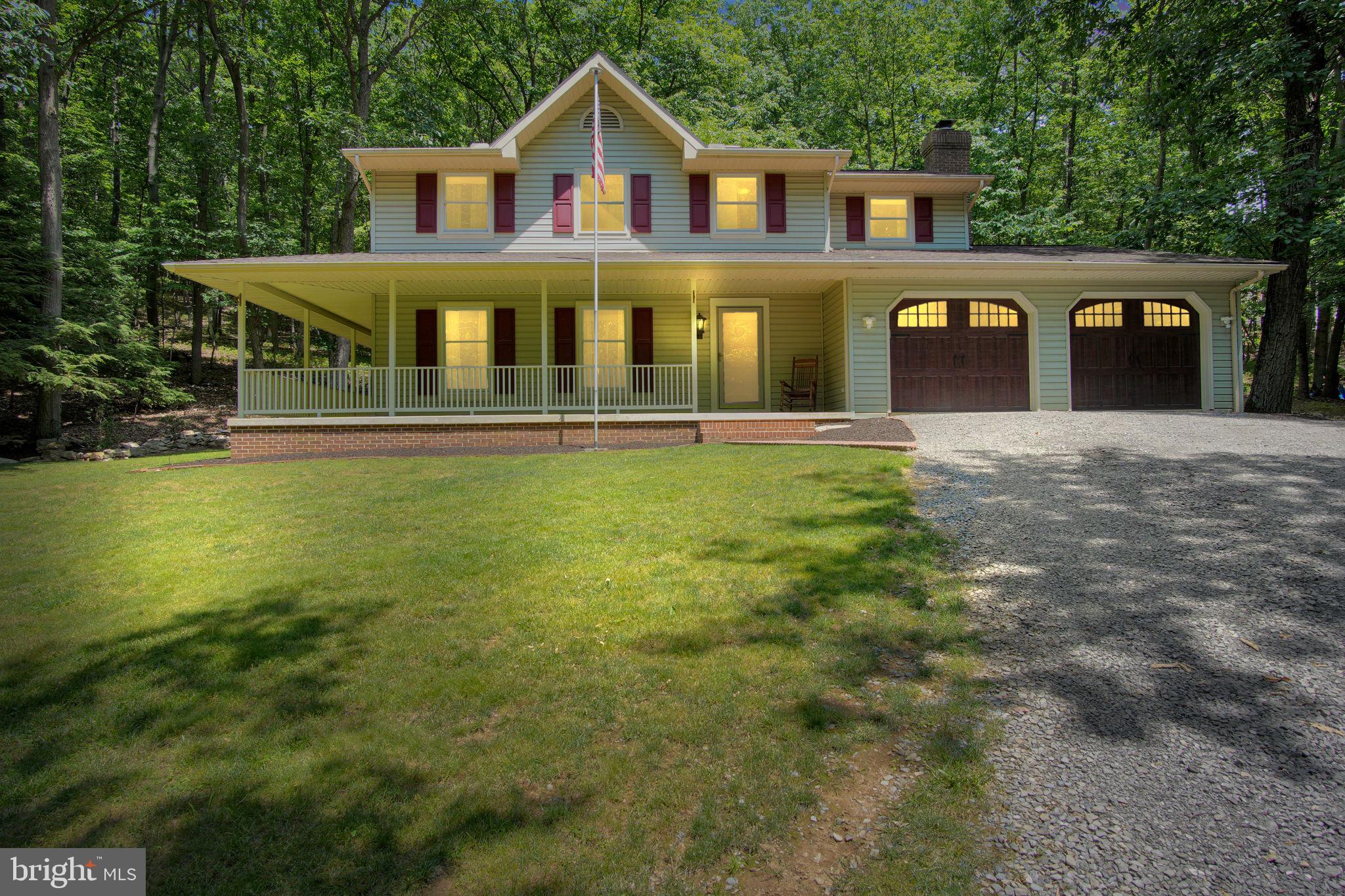 580 SPRING LANE