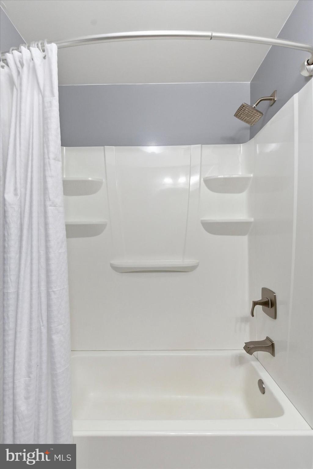 BLENHEIM FOREST - Residential