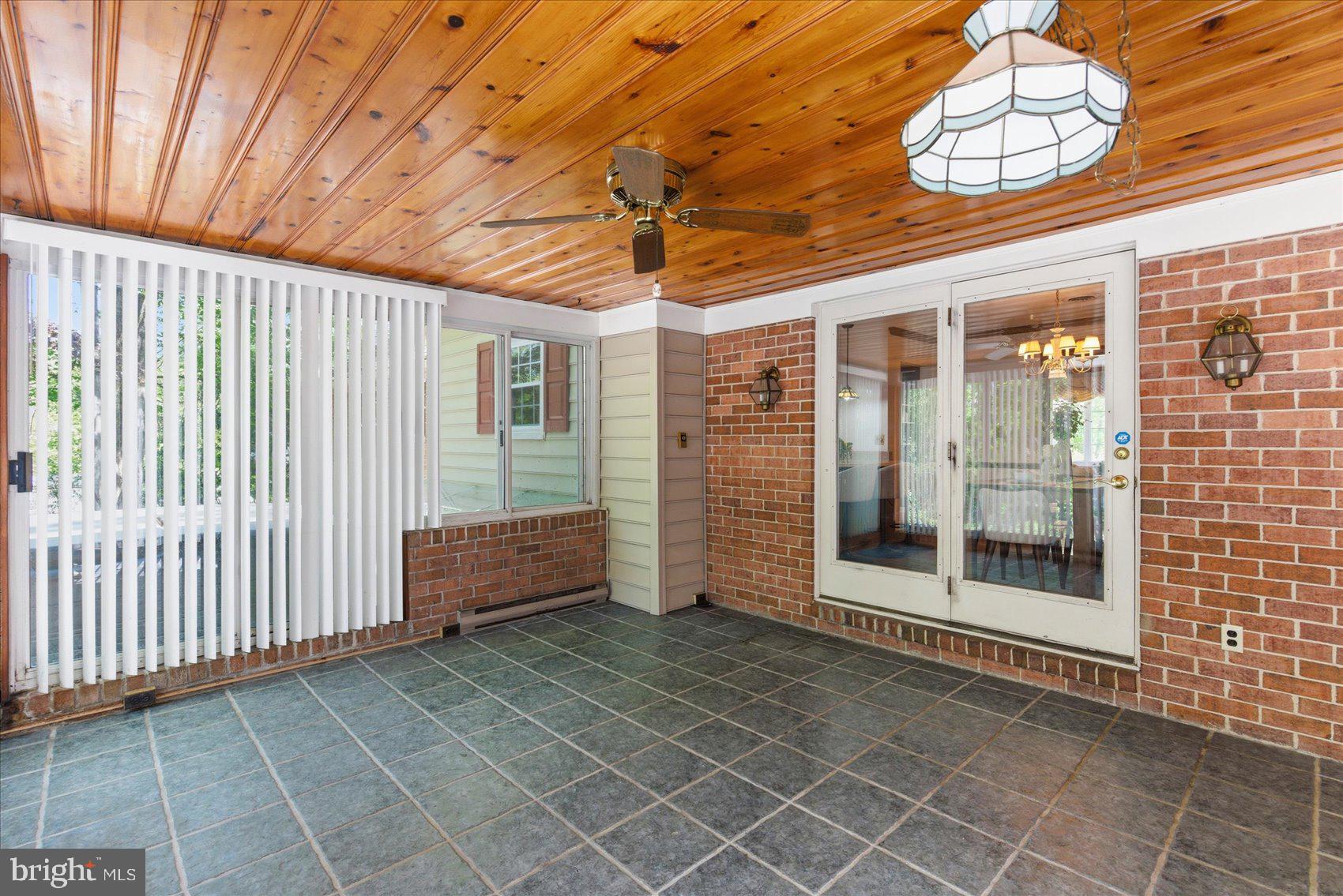 BLENHEIM FOREST - Residential