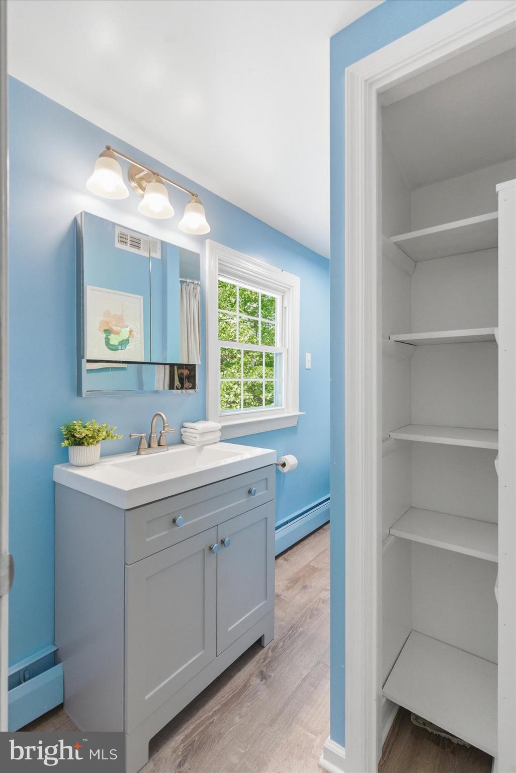 BLENHEIM FOREST - Residential