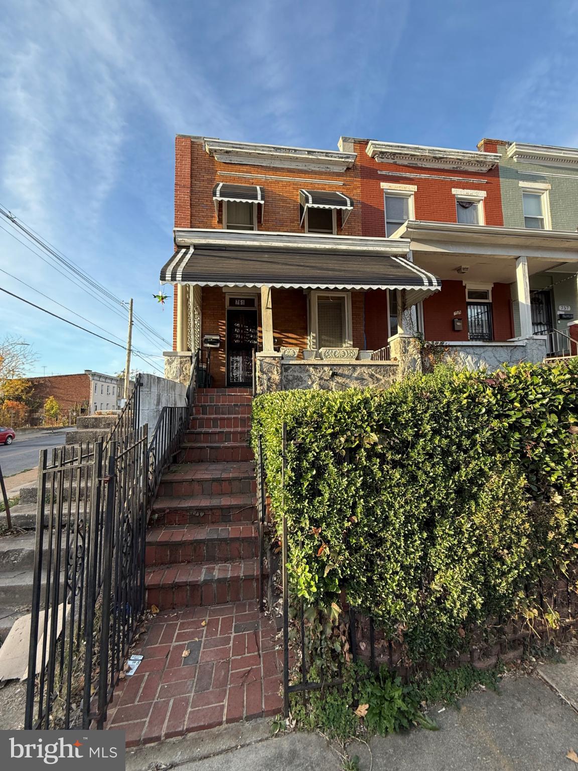 EAST BALTIMORE MIDWAY - Residential
