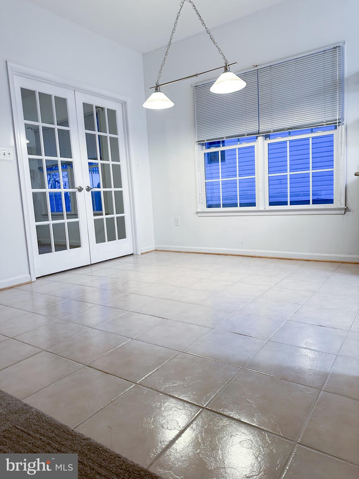 SALEM FIELDS - Residential Lease