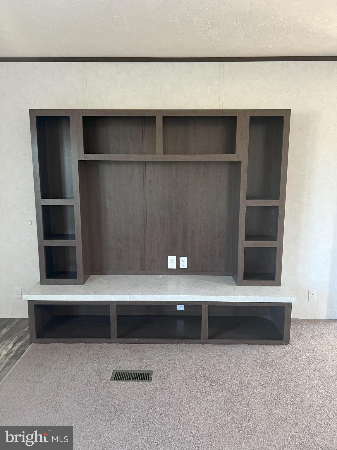 MOOREFIELD DISTRICT - Residential