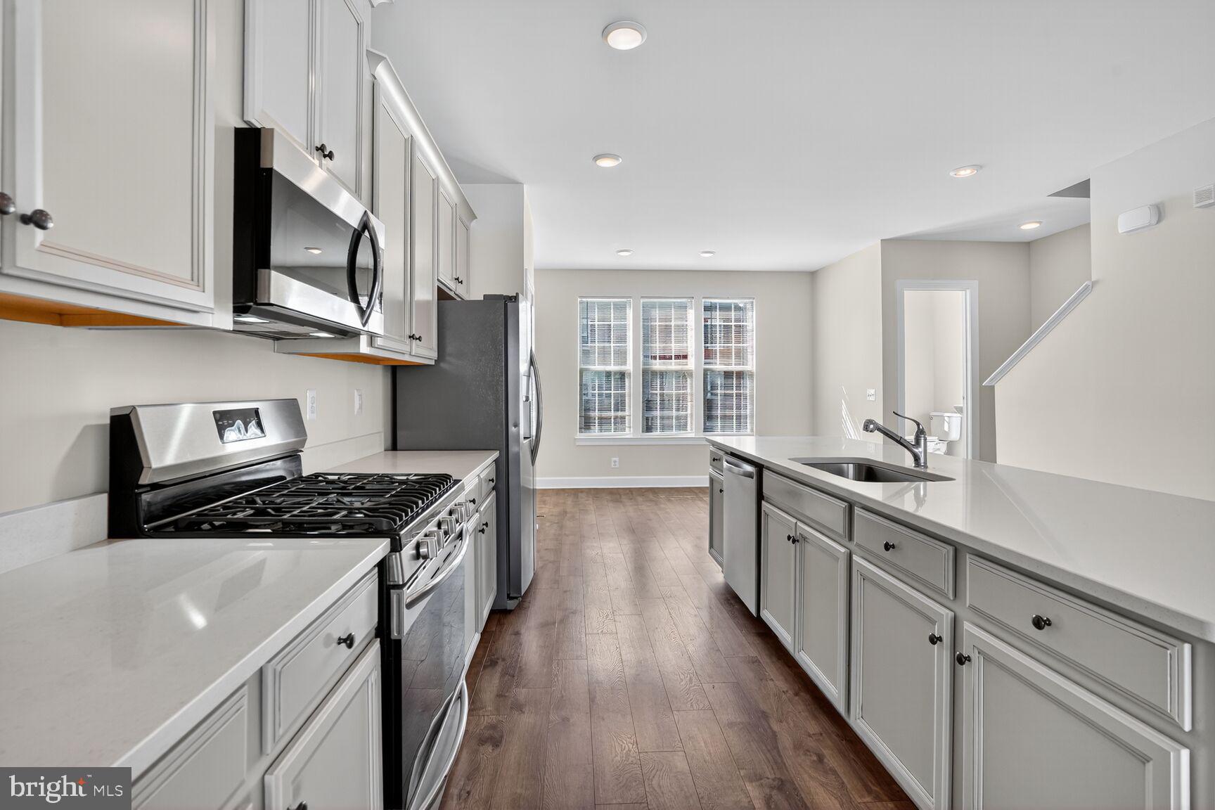 HAYMARKET CROSSING - Residential