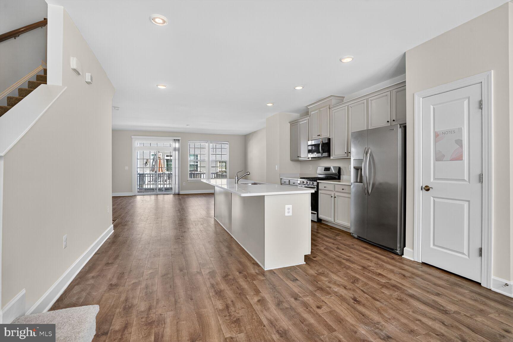 HAYMARKET CROSSING - Residential