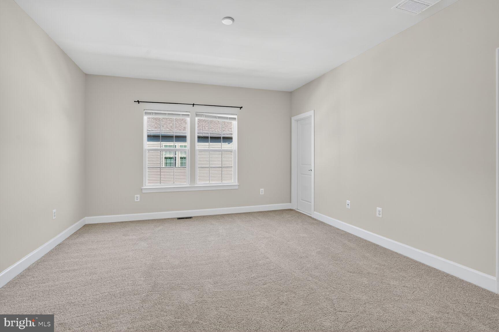 HAYMARKET CROSSING - Residential