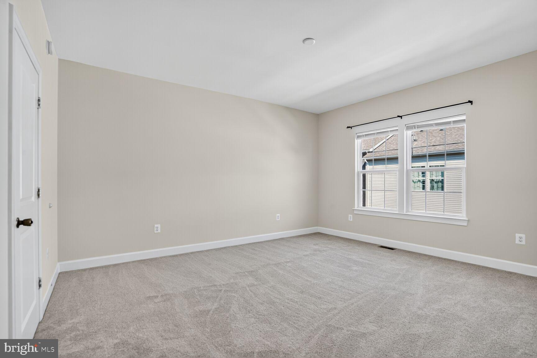 HAYMARKET CROSSING - Residential