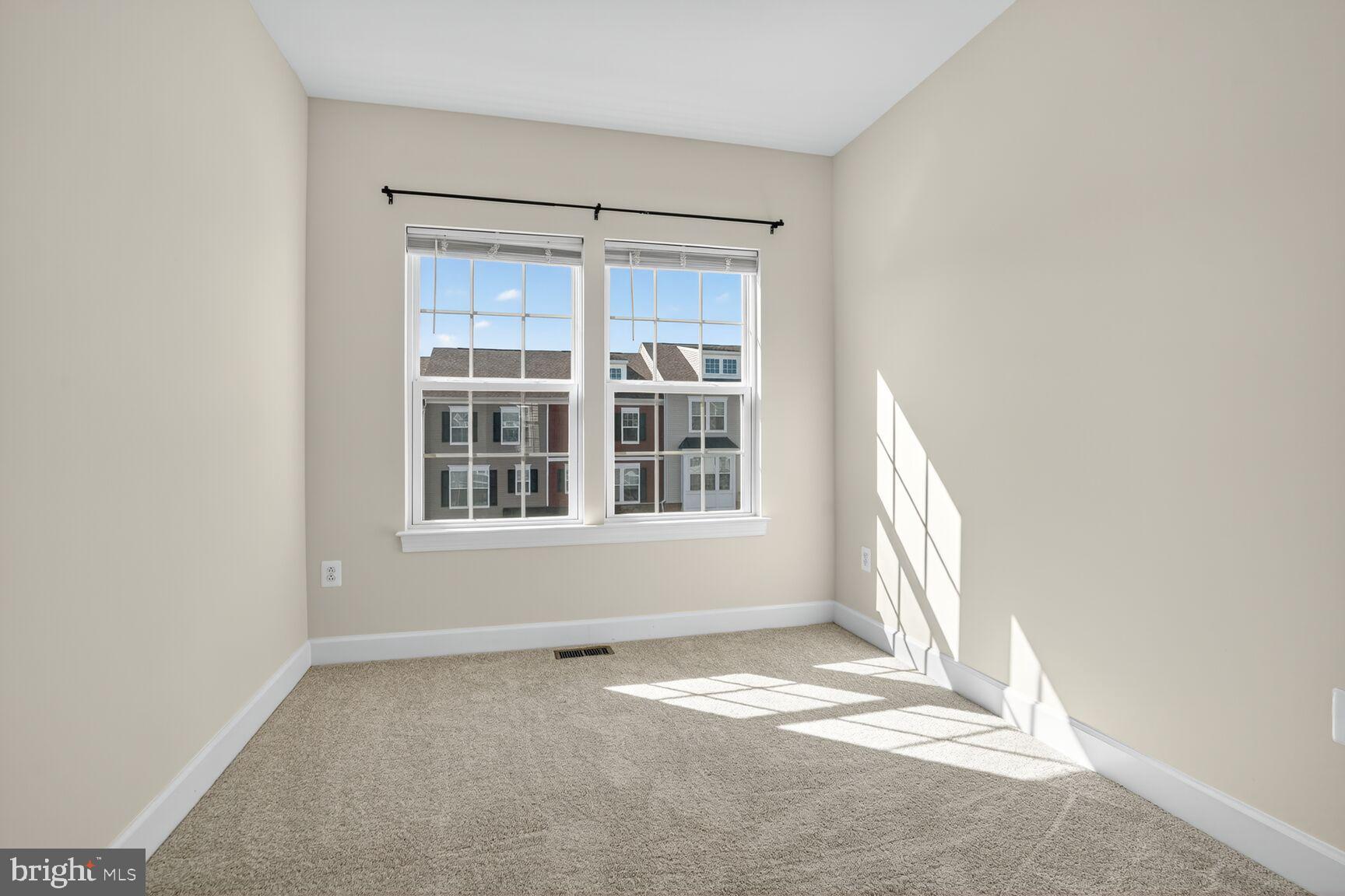 HAYMARKET CROSSING - Residential