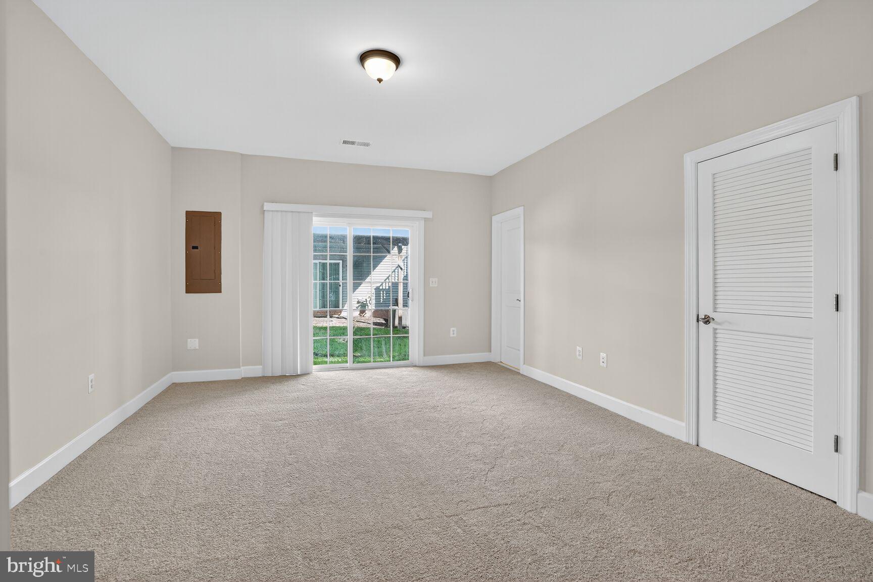 HAYMARKET CROSSING - Residential