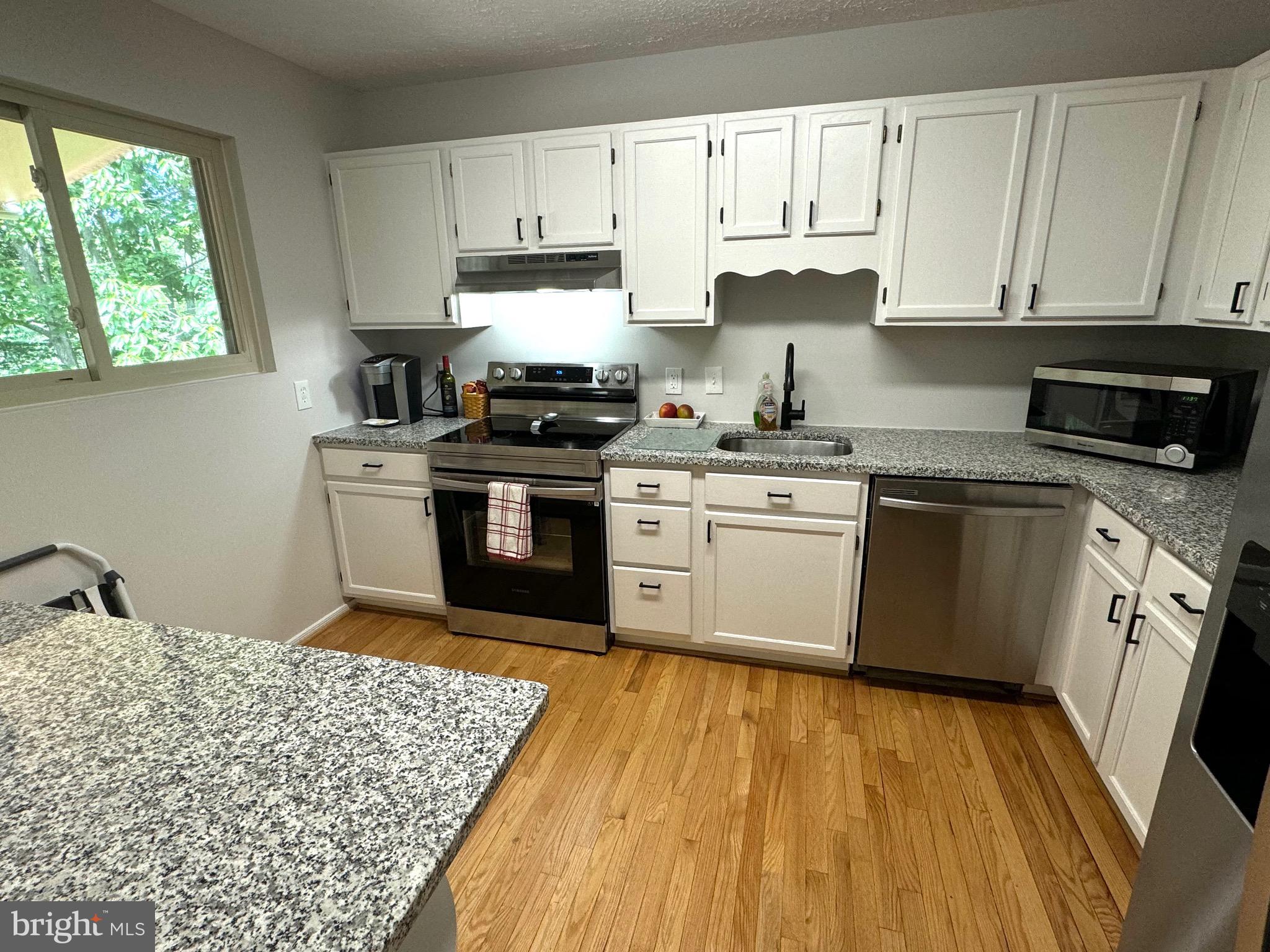 ULMSTEAD GARDENS - Residential