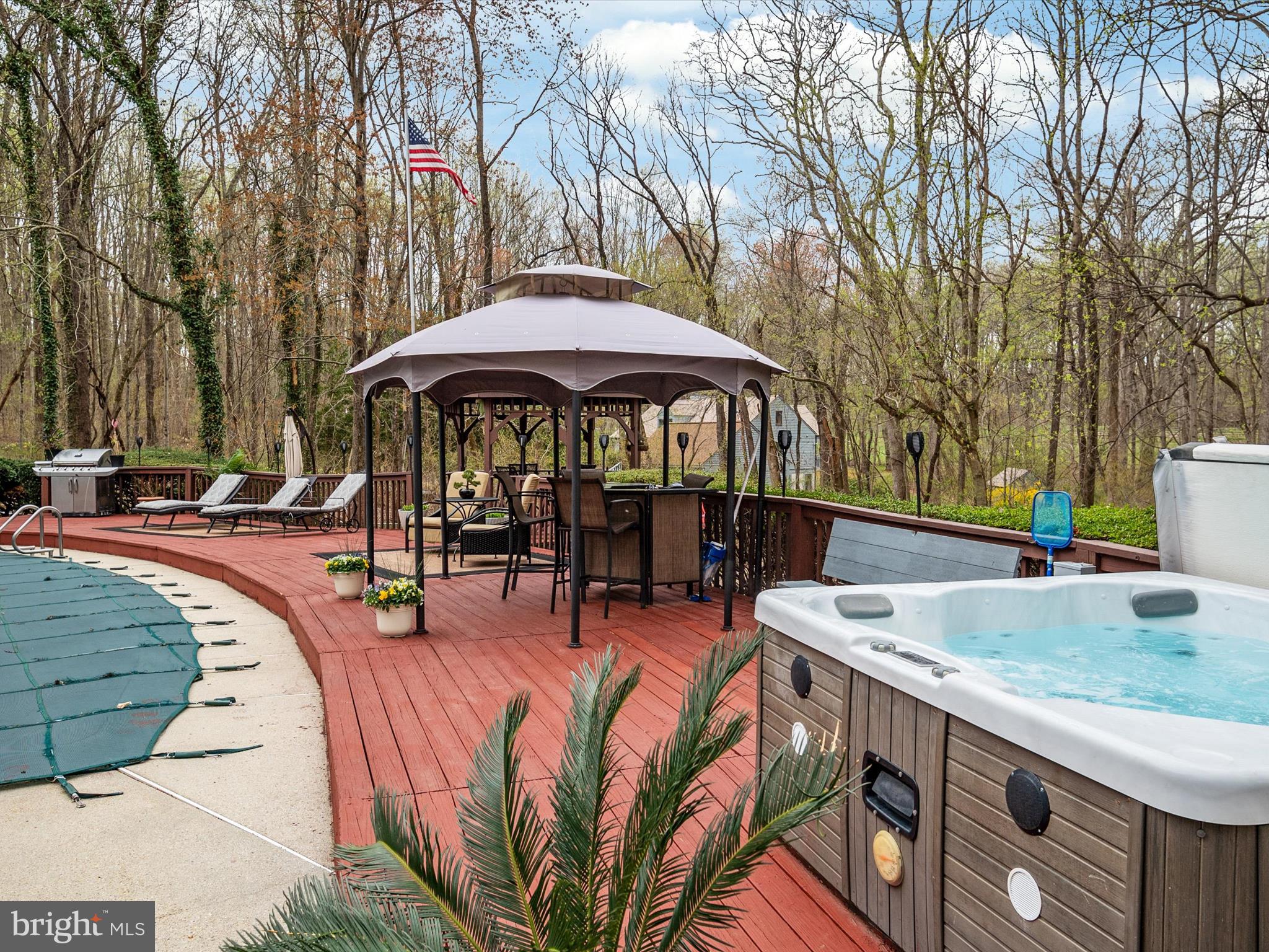 CHESTON - Residential