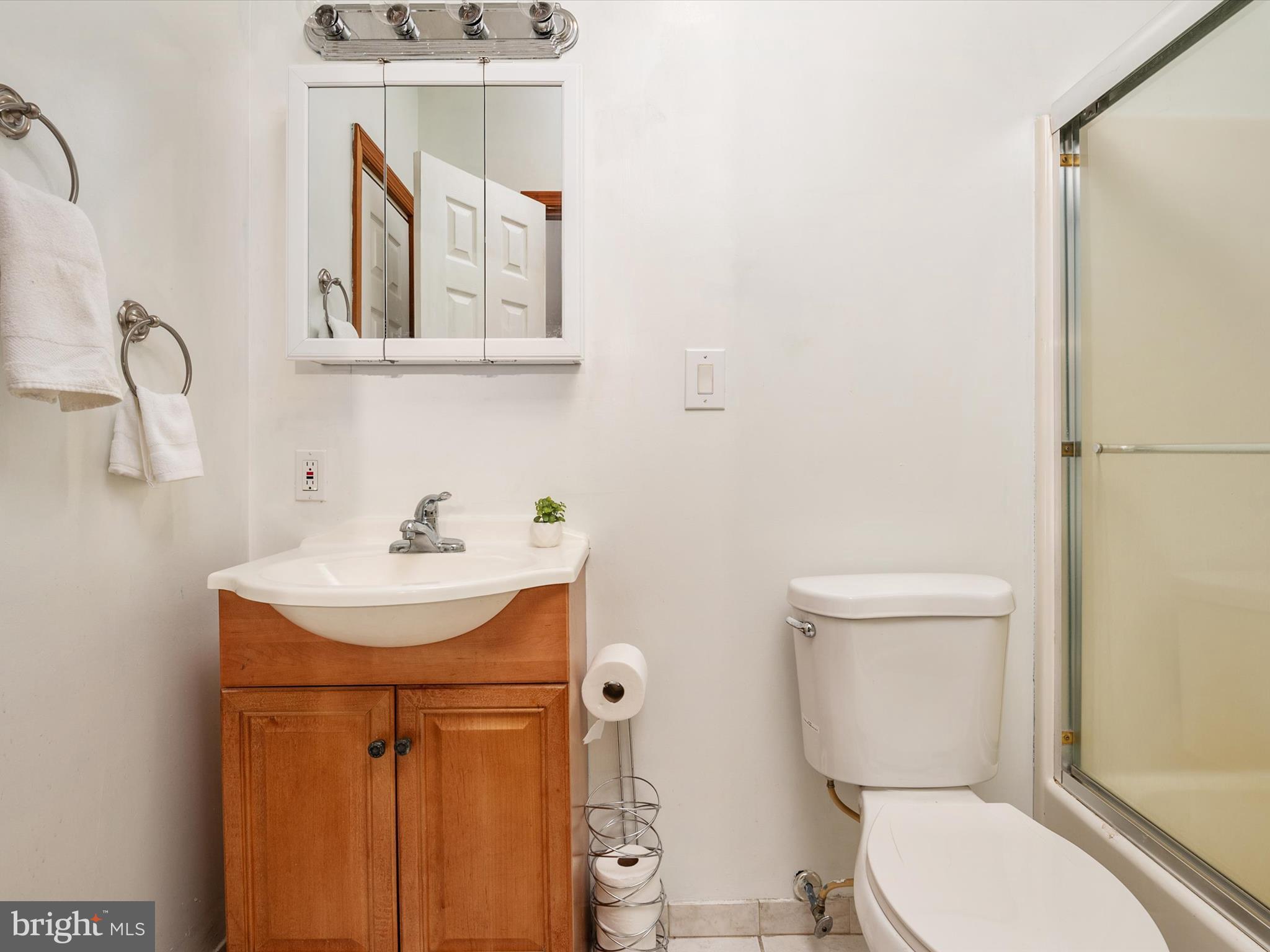 CHESTON - Residential