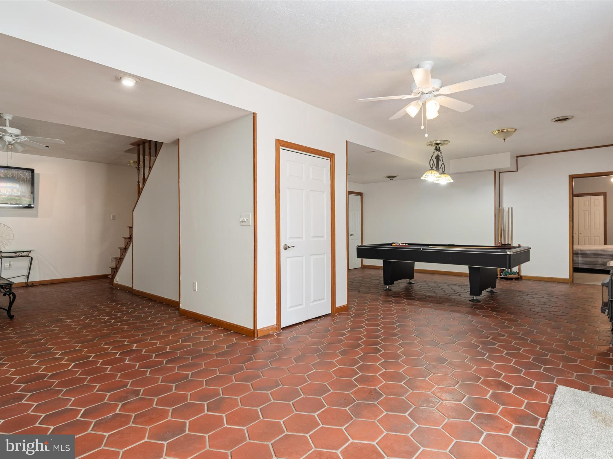 CHESTON - Residential